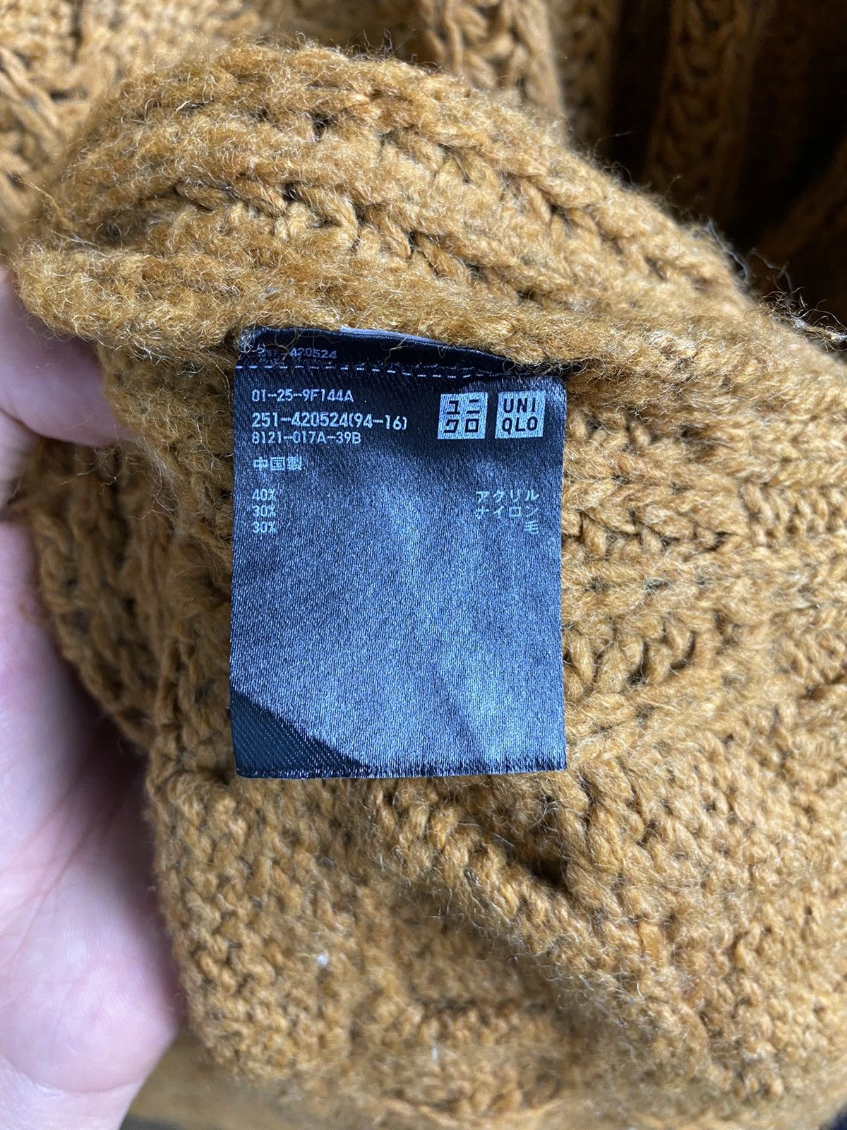 Aran Isles Knitwear × Uniqlo DL Uniqlo cardigan aran isle cable Knitwear Streetwear #Z008 Size US L / EU 52-54 / 3 - 9 Thumbnail