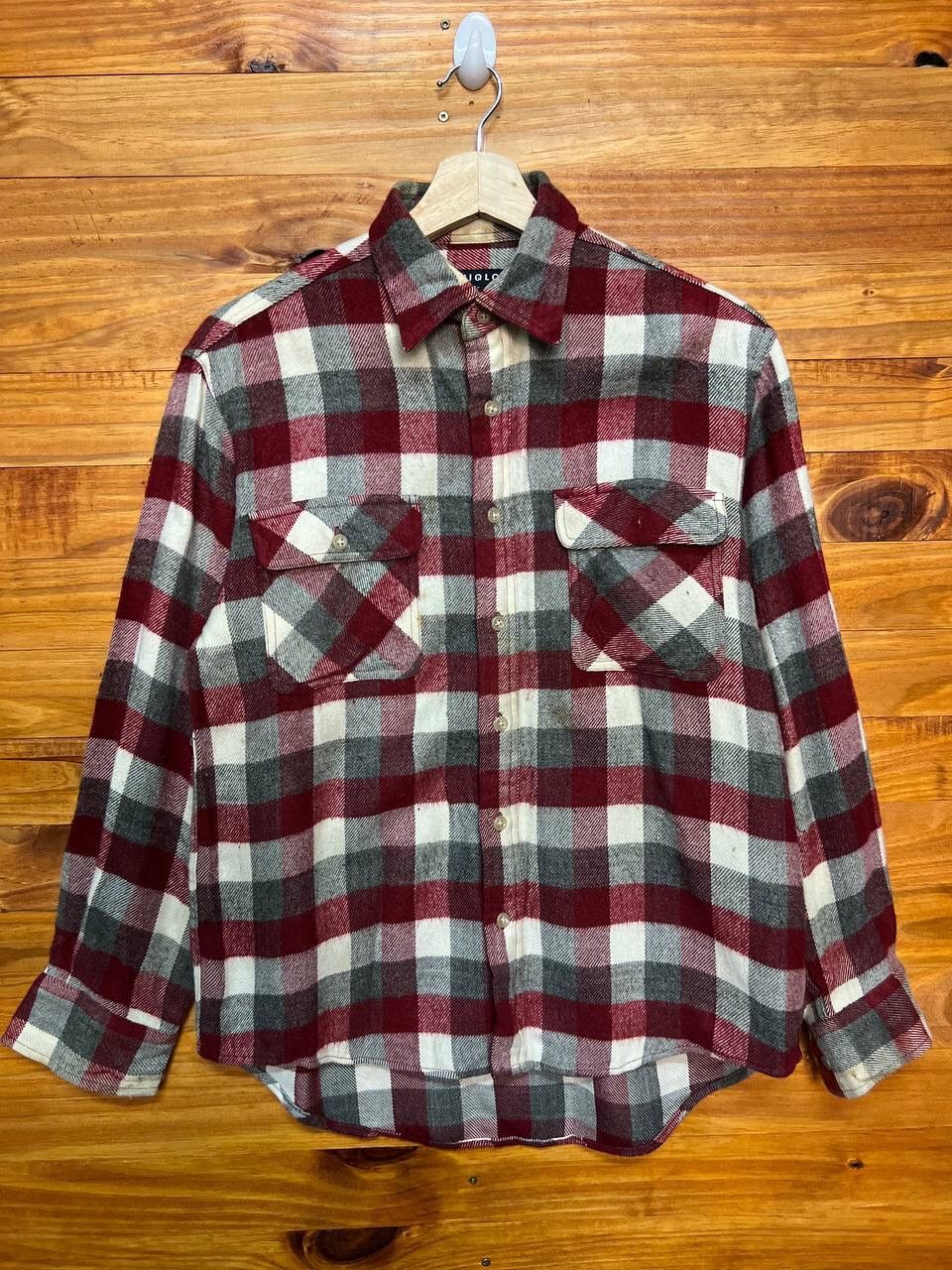 Flannel UNIQLO PLAID FLANNEL BUTTON UP SHIRT Size US S / EU 44-46 / 1 - 1 Thumbnail