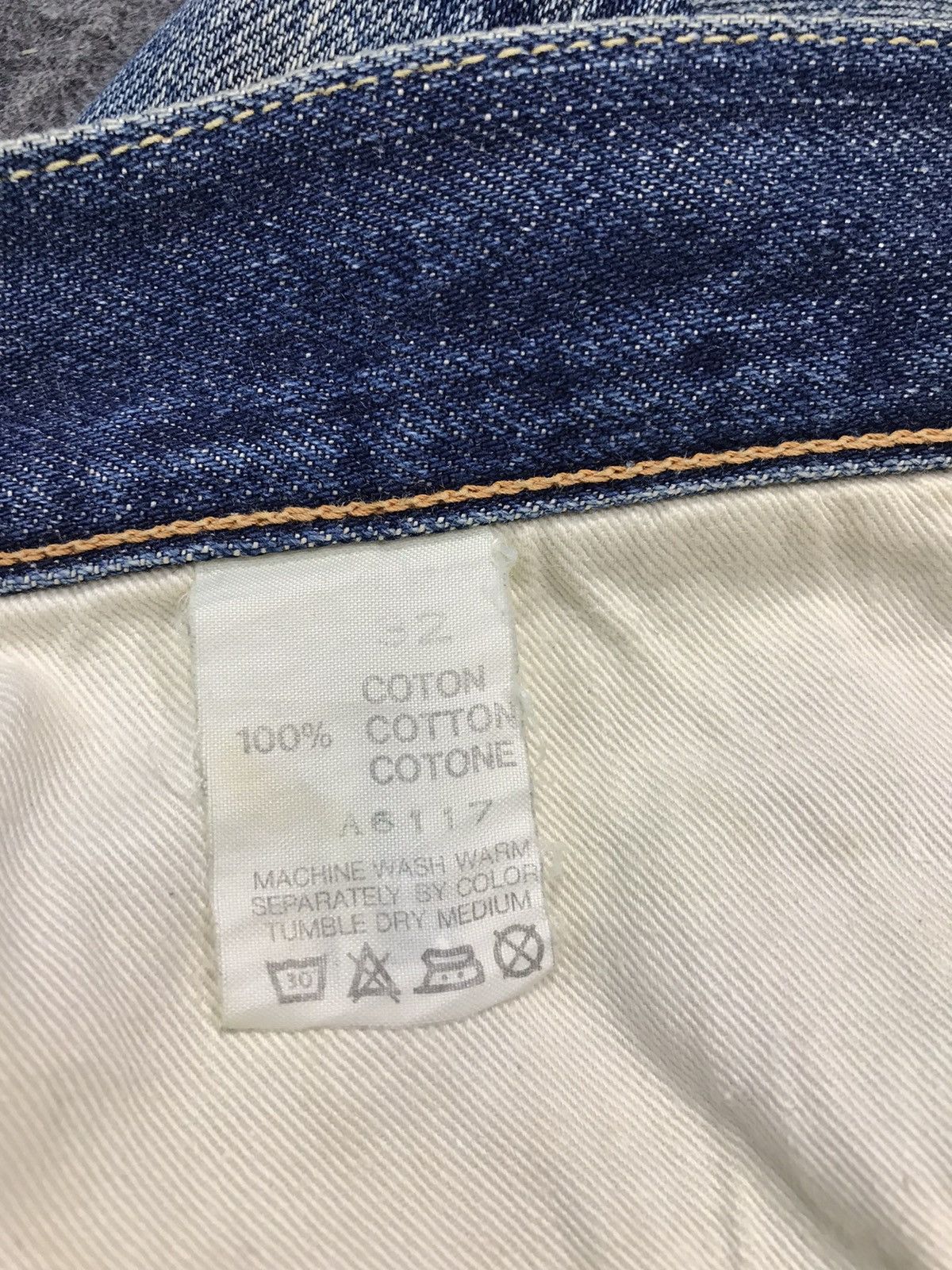 FOB Factory Vintage F.O.B Factory Selvedge Distressed Denim Jeans Size US 30 / EU 46 - 17 Thumbnail
