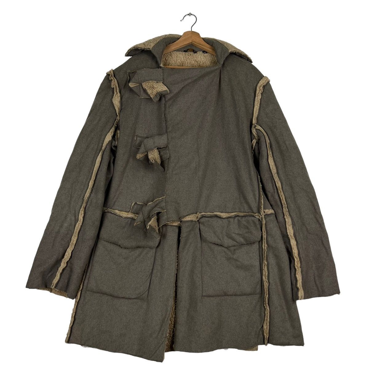 Vivienne Westwood DISTRESSED DESIGN VIVIENNE WESTWOOD ANGLOMANIA MADE IN ITALY Size US M / EU 48-50 / 2 - 1 Thumbnail