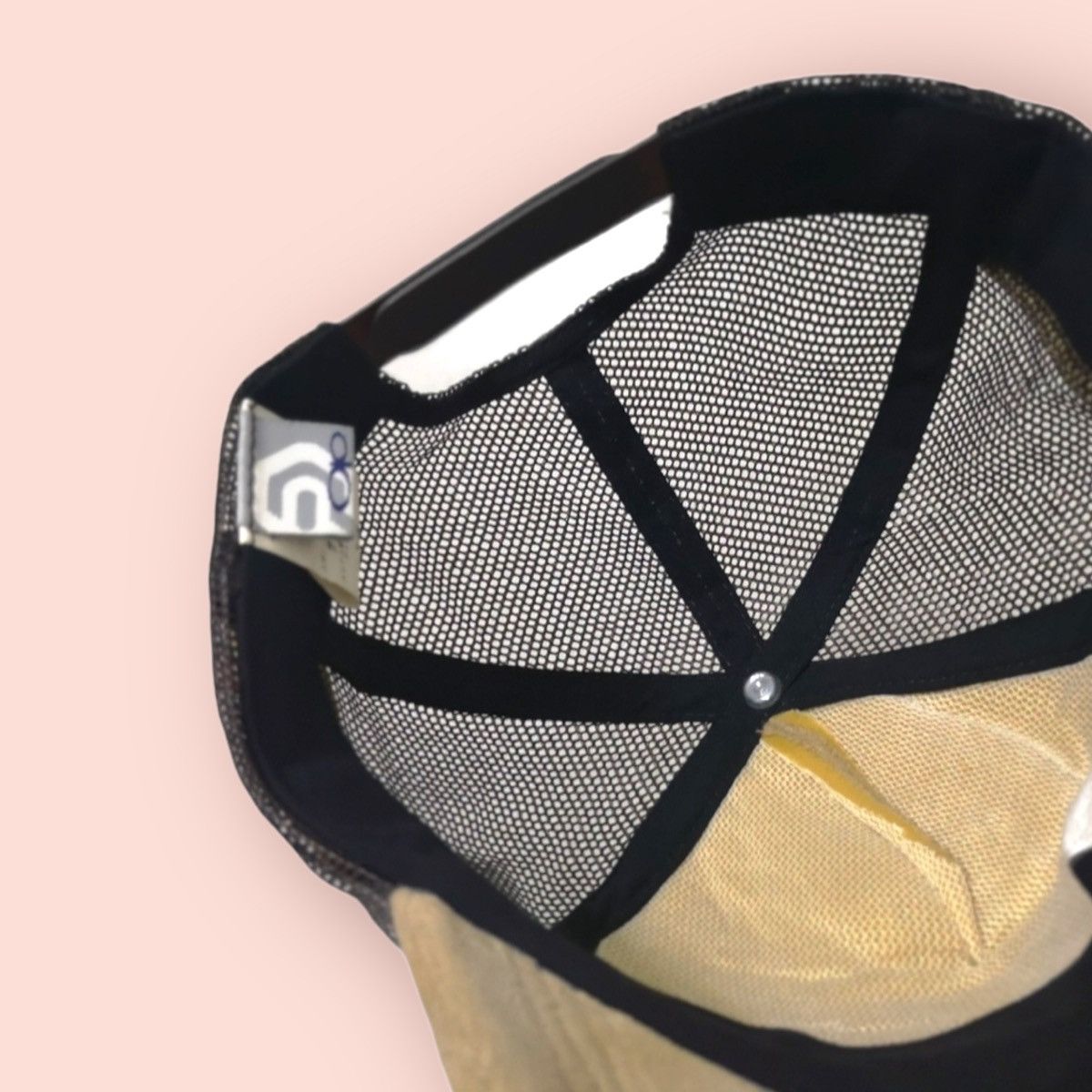 Ocean Pacific × Vintage OCEAN PACIFIC 3 STRIPES CORDUROY TRUCKER SNAPBACK Size ONE SIZE - 11 Thumbnail