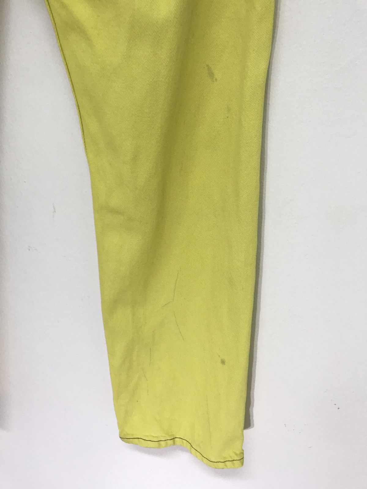 Levi's Vintage Clothing Made in USA Vintage 90s Levi’s 501 Yellow Regular Size US 29 - 8 Thumbnail