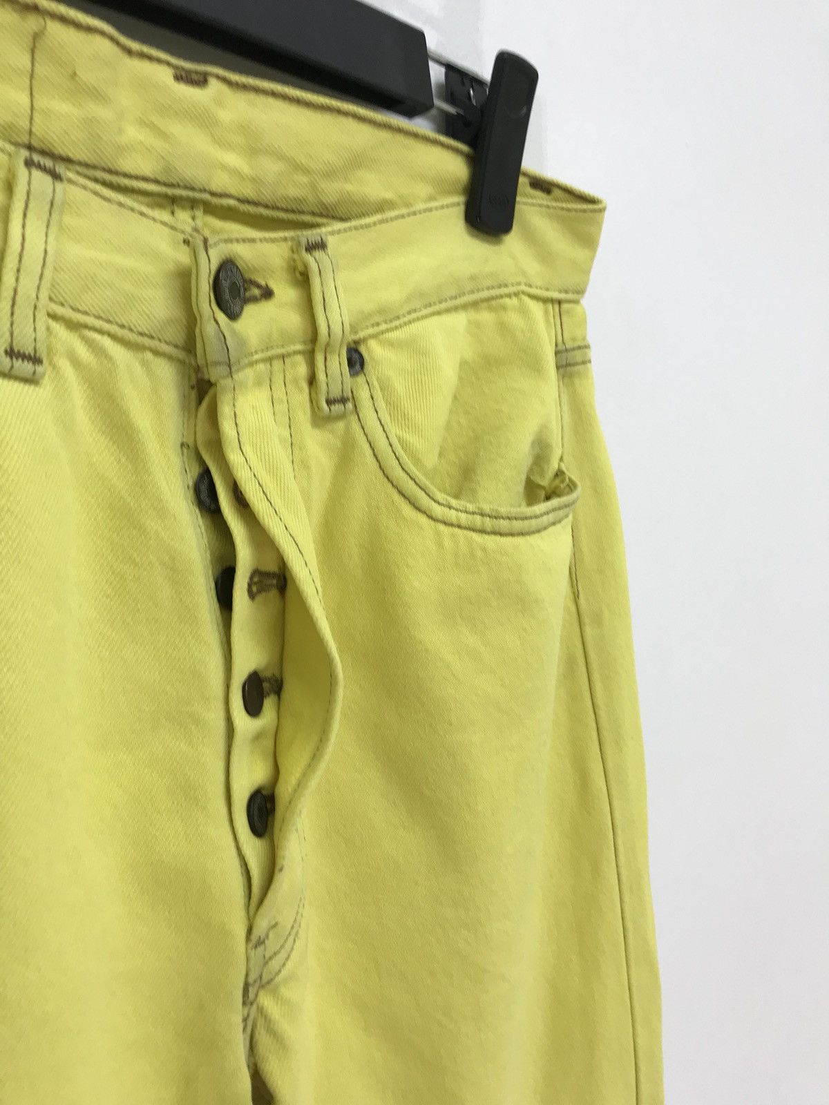 Levi's Vintage Clothing Made in USA Vintage 90s Levi’s 501 Yellow Regular Size US 29 - 7 Thumbnail