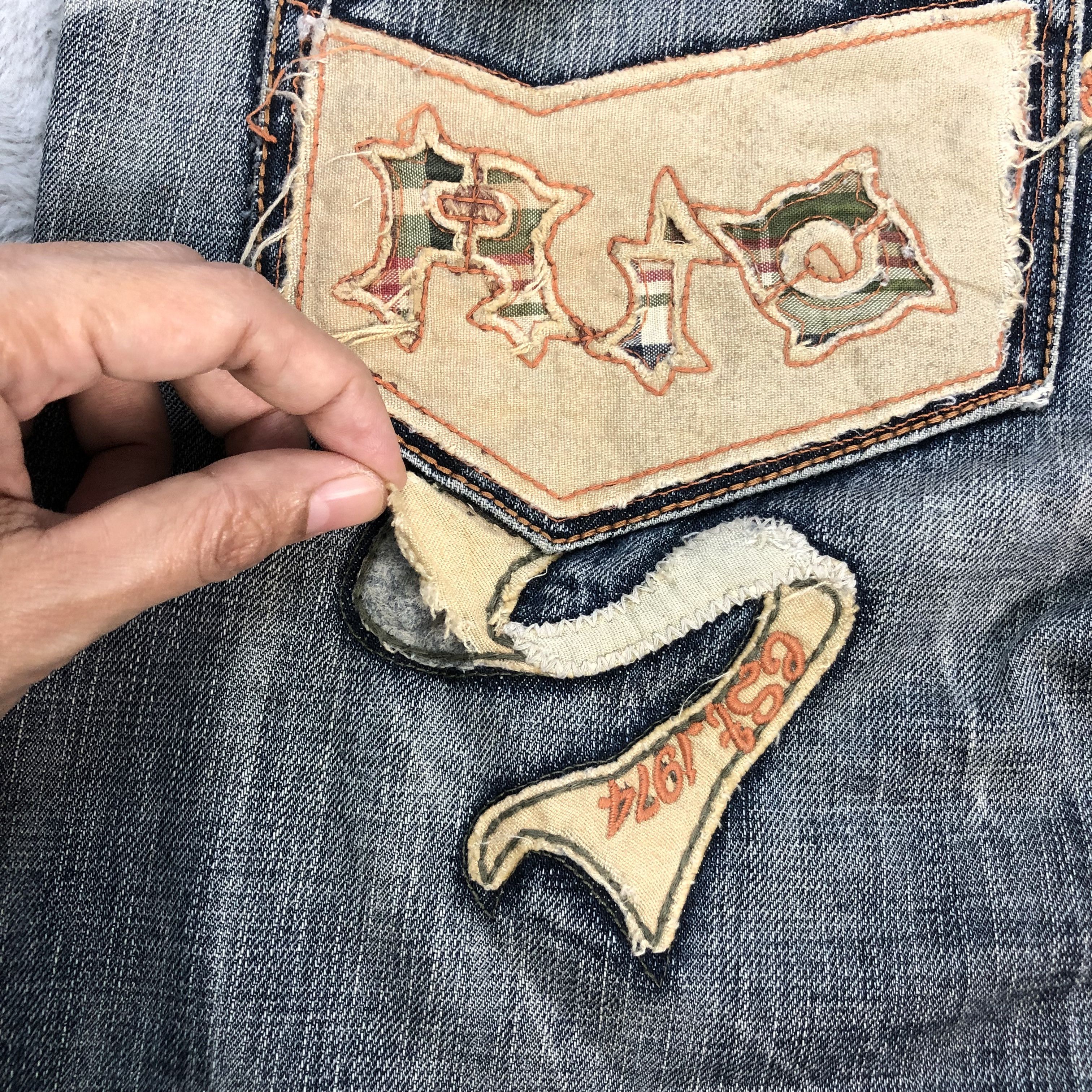 Japanese Brand RIOBERA JEANS JAPAN TRASHED DISTRESS DENIM PANT #6125-220 Size US 34 / EU 50 - 21 Thumbnail