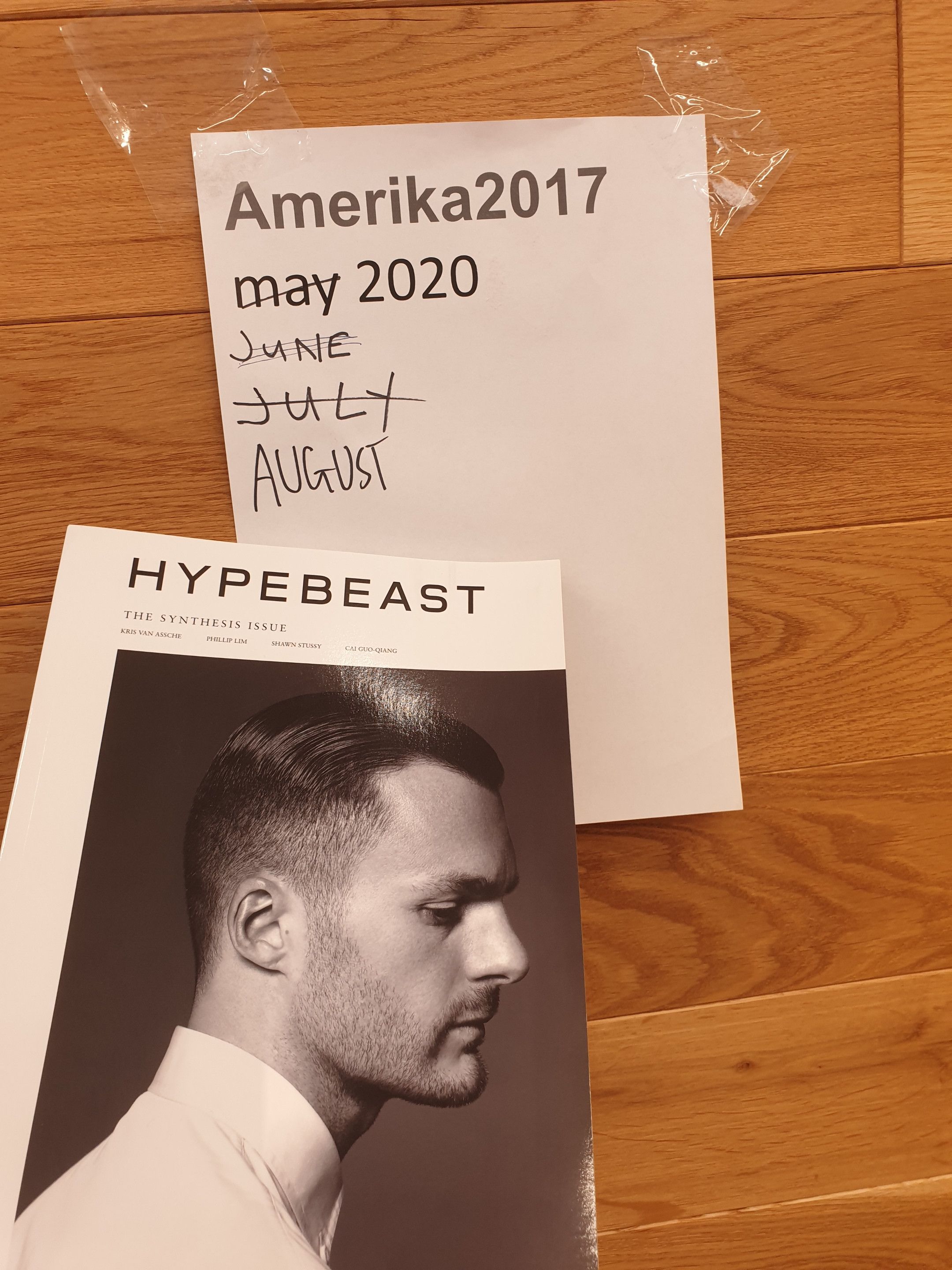 Hypebeast × Kris Van Assche Hypebeast Issue 1 The Synthesis Issue Size ONE SIZE - 5 Thumbnail