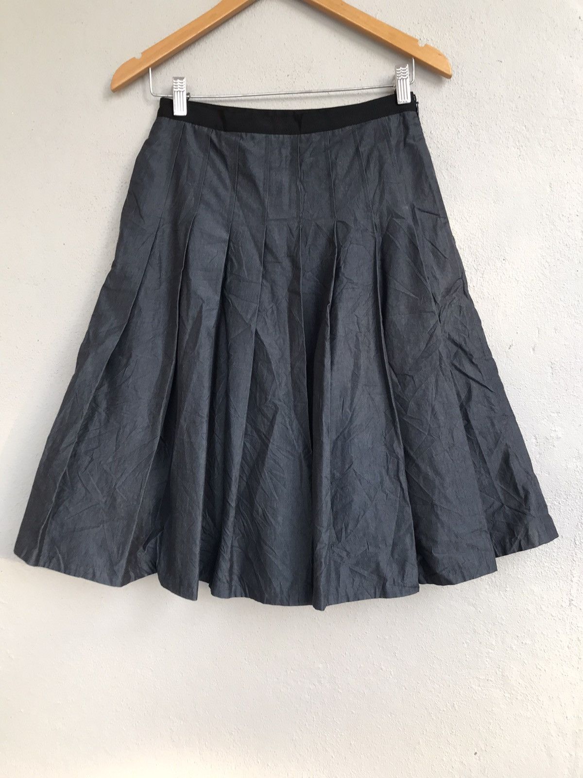 image of Margaret Howell Pleated in Dark Gray, Women's (Size 26)