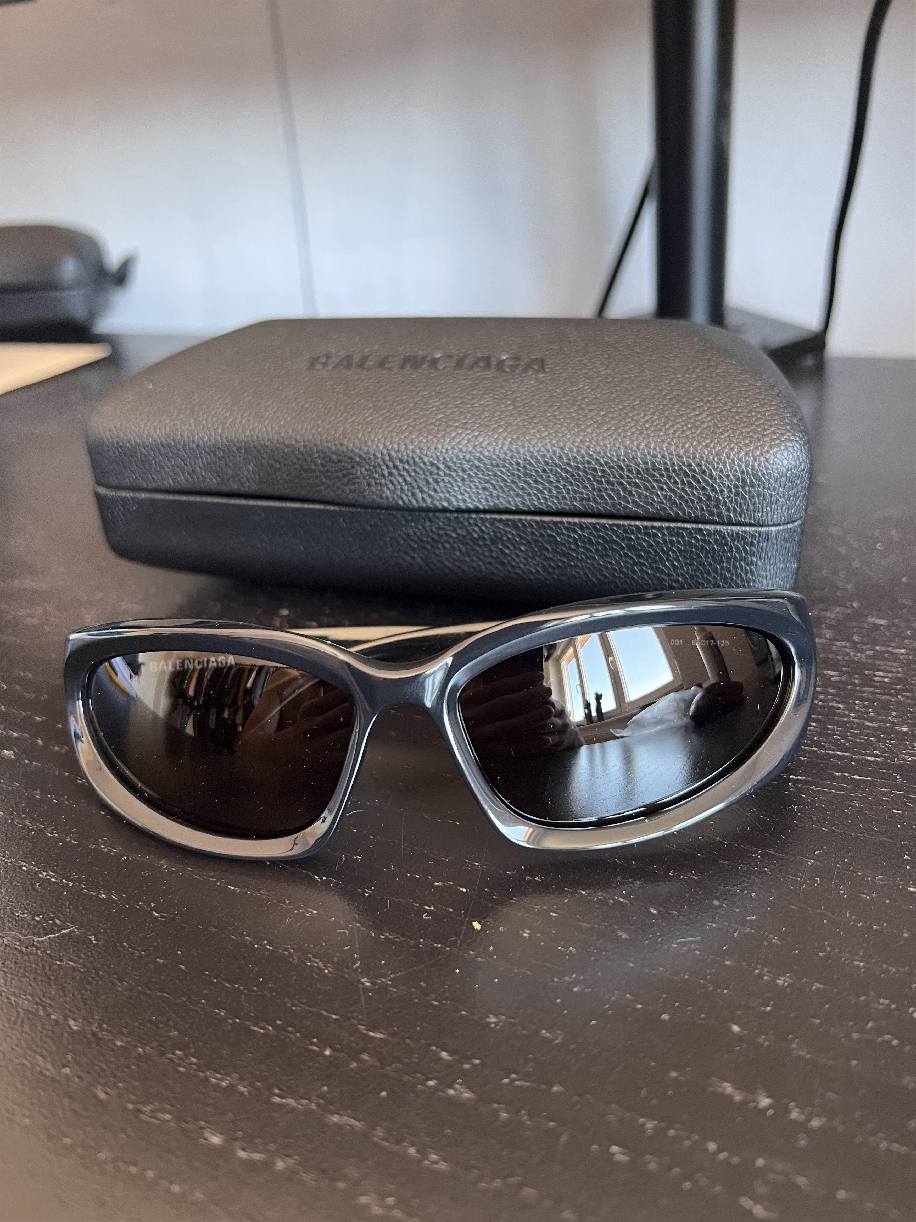 balenciaga swift oval sunglasses
