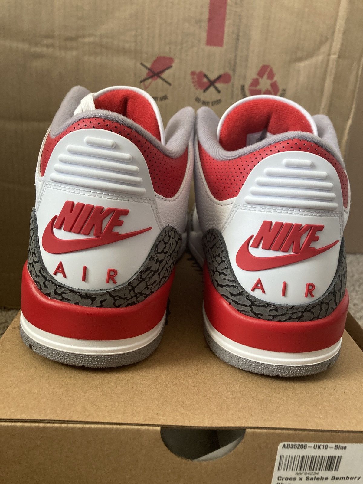 Jordan Brand × Nike Air Jordan 3 Retro Fire Red Size 11 Size US 11 / EU 44 - 6 Thumbnail