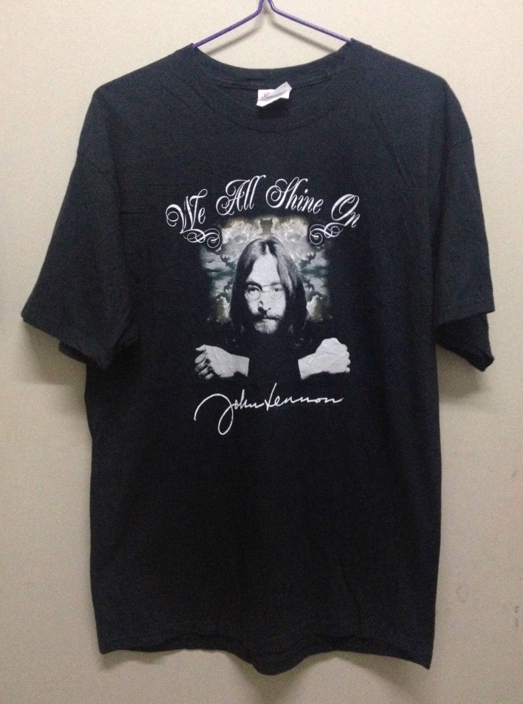 Band Tees John Lennon and We All Shine On rock t-shirt black Size L Size US L / EU 52-54 / 3 - 1 Thumbnail