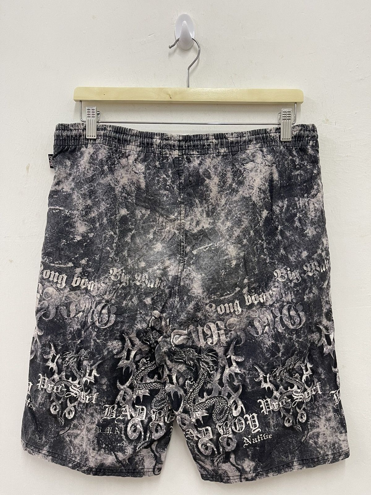 Seditionaries Rare Vintage BAD BOY Sukajan Dragon Full Print Shorts Pant Size US 32 / EU 48 - 5 Thumbnail