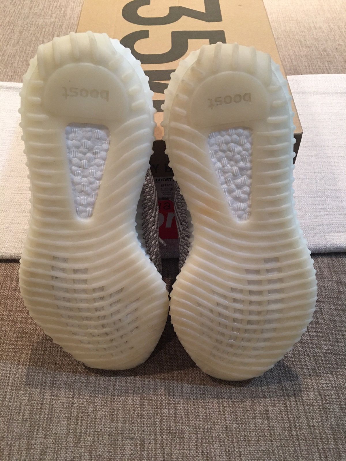 Adidas Yeezy Boost 350 V2 Static Non-Reflective 2018 Size US 8 / EU 41 - 5 Thumbnail