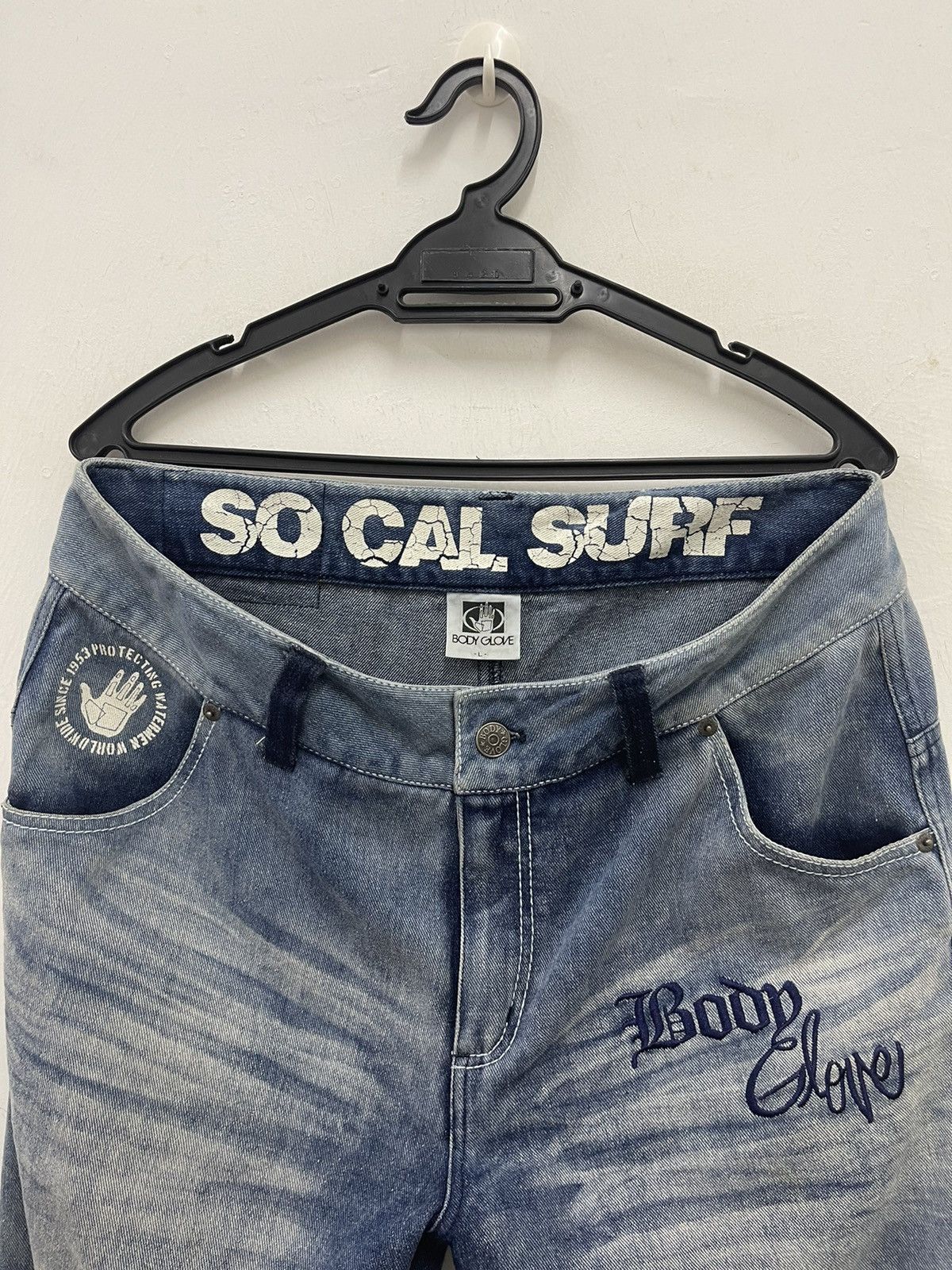 Body Glove Rare Vintage BODY GLOVE Spell Out Distressed Denim Jeans Size US 34 / EU 50 - 6 Thumbnail