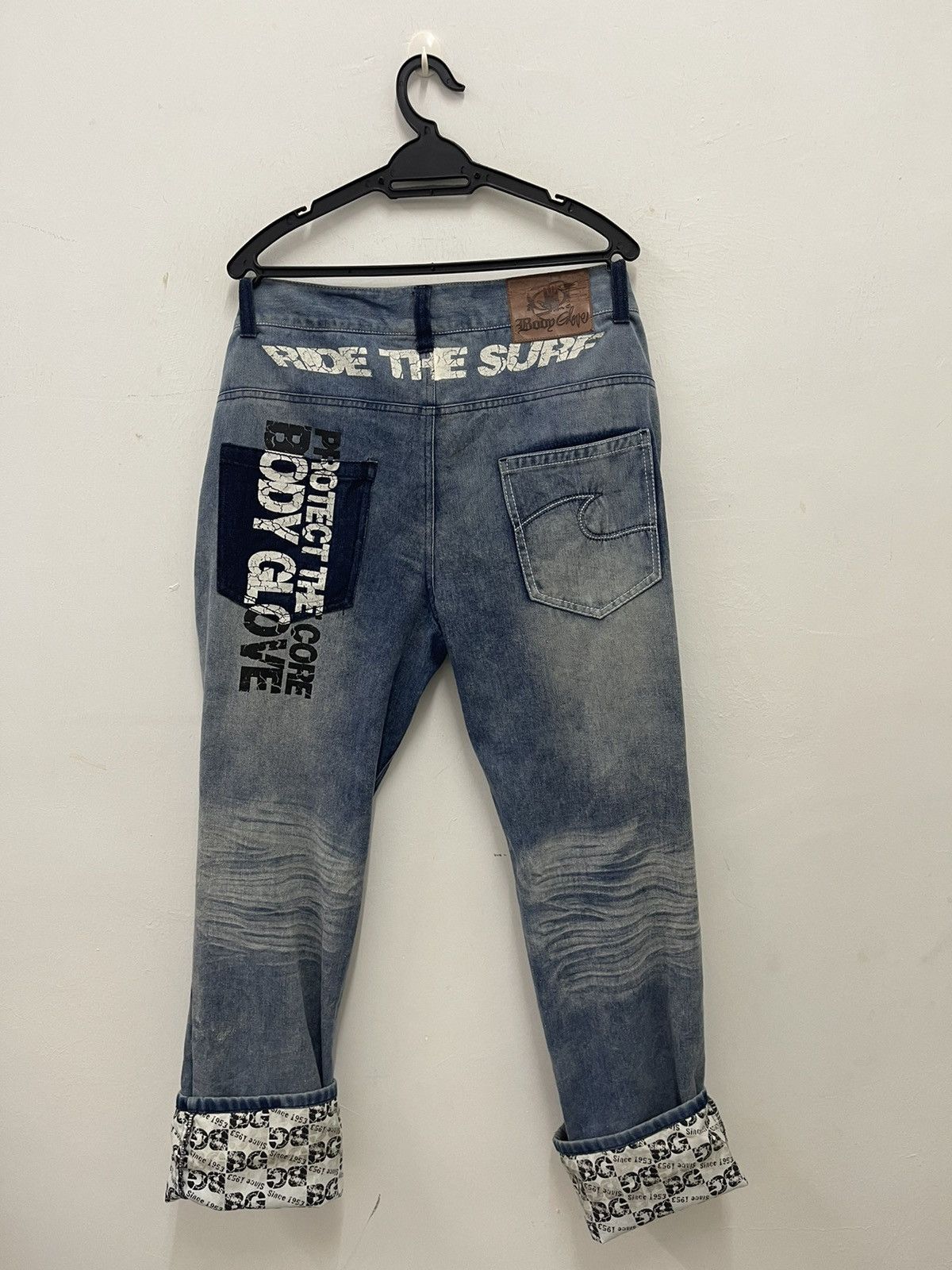 Body Glove Rare Vintage BODY GLOVE Spell Out Distressed Denim Jeans Size US 34 / EU 50 - 1 Thumbnail