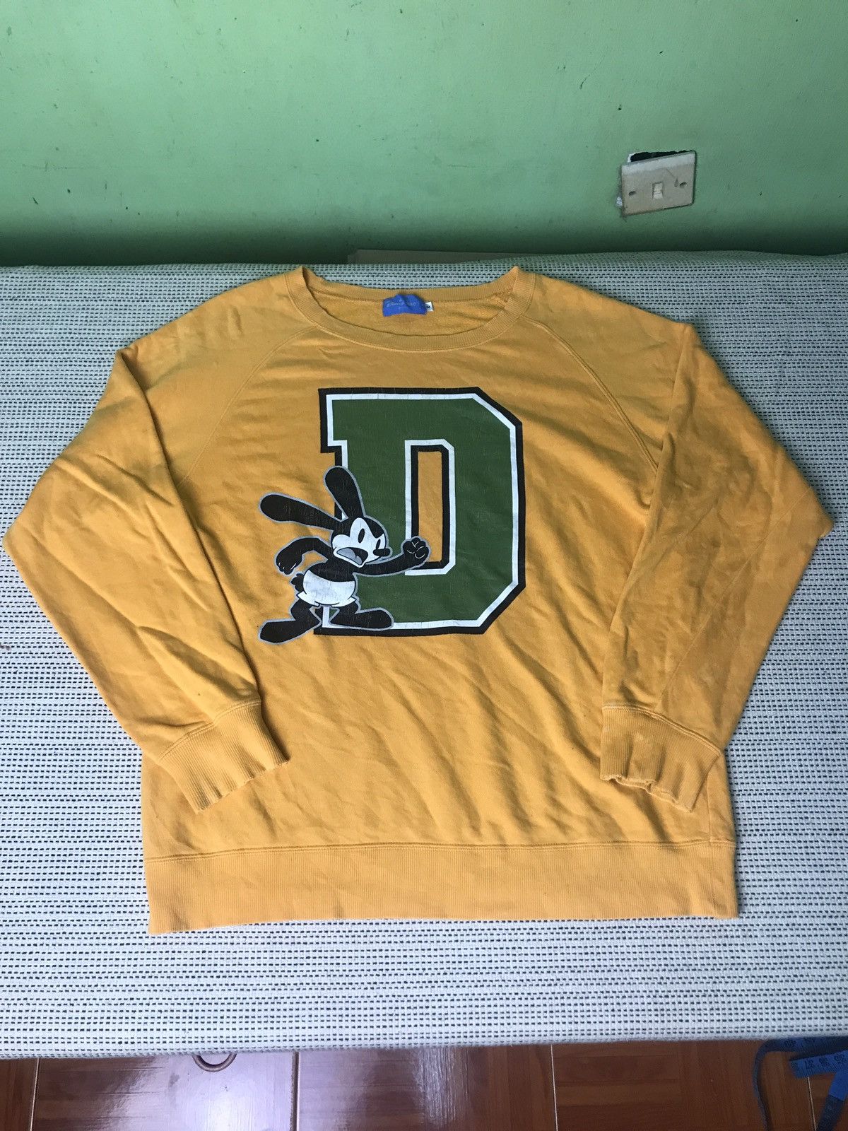 Disney × Vintage disney‼️ micky mouse very rare Size US M / EU 48-50 / 2 - 2 Thumbnail