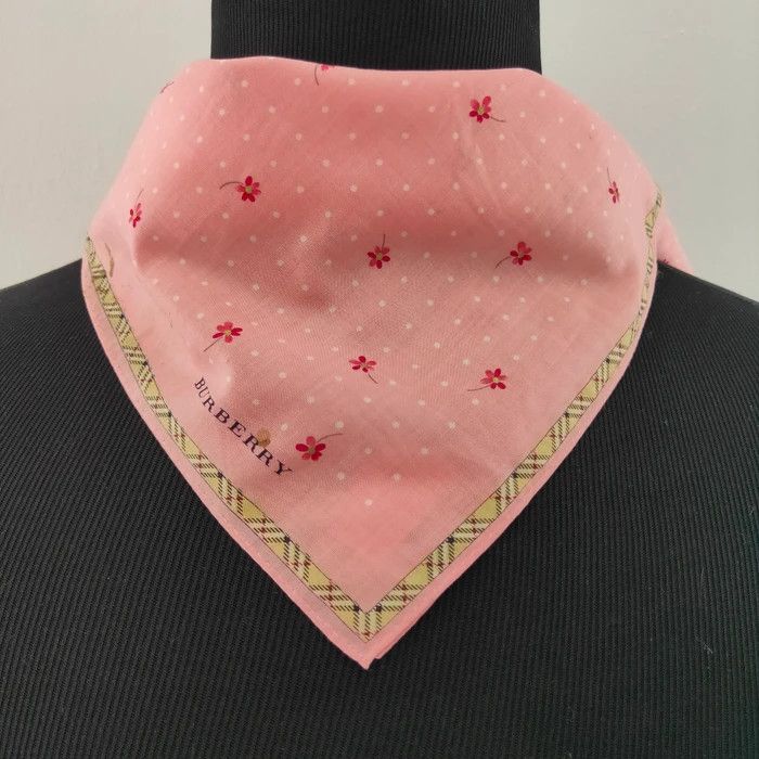 Burberry New handkerchief Neckerchief/ Bandana - 3F1931 Size ONE SIZE - 7 Thumbnail