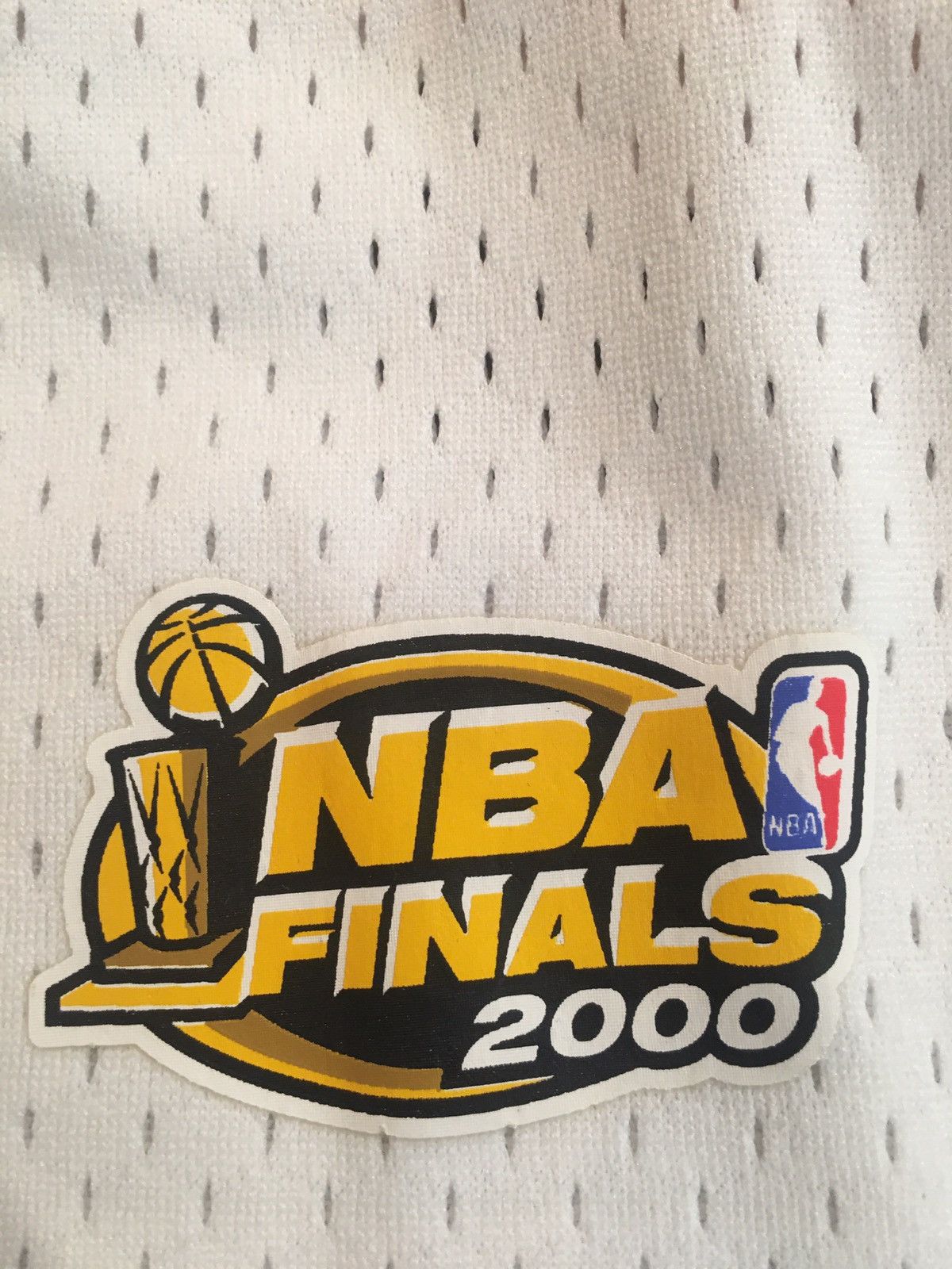 Mitchell & Ness Lakers NBA Finals 2000 Mesh Jersey Shirt -(Size Large) Size US L / EU 52-54 / 3 - 8 Thumbnail