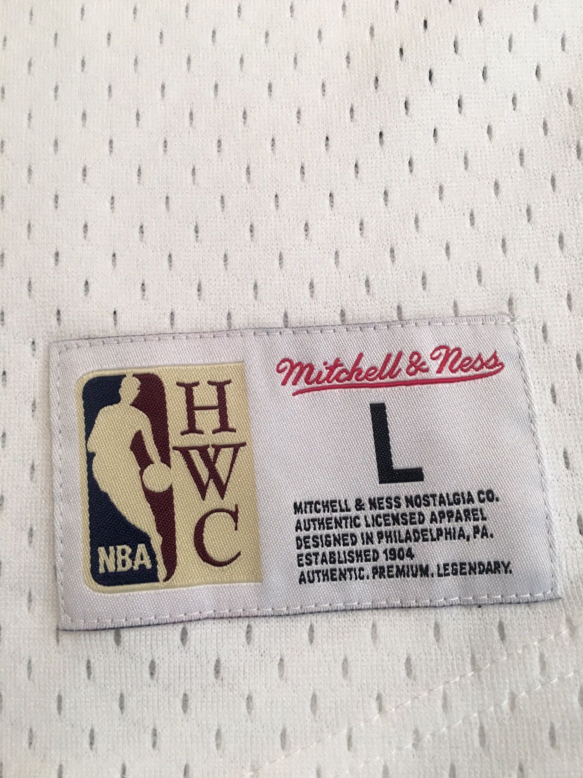 Mitchell & Ness Lakers NBA Finals 2000 Mesh Jersey Shirt -(Size Large) Size US L / EU 52-54 / 3 - 3 Thumbnail