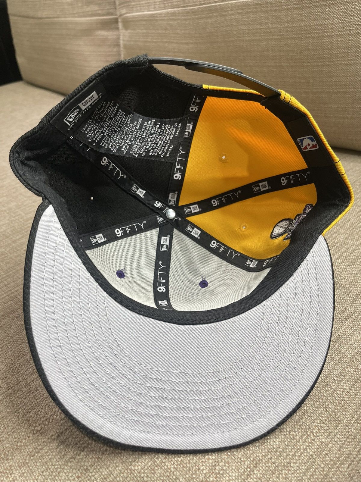New Era Los Angeles Lakers Vintage 16X Champion Hat Size ONE SIZE - 5 Thumbnail