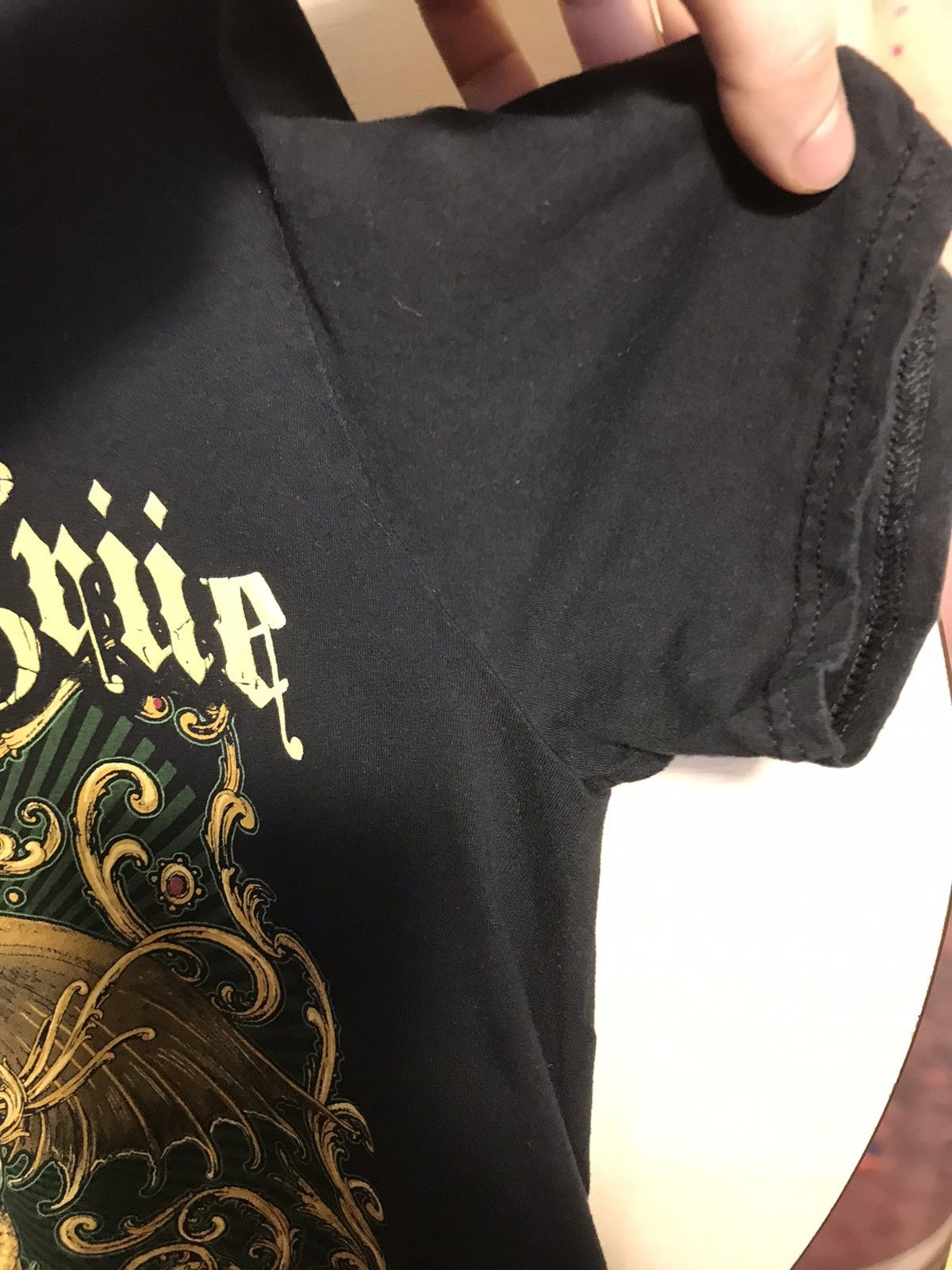 Band Tees Vintage Motley Crue band rock tee Size US M / EU 48-50 / 2 - 5 Thumbnail