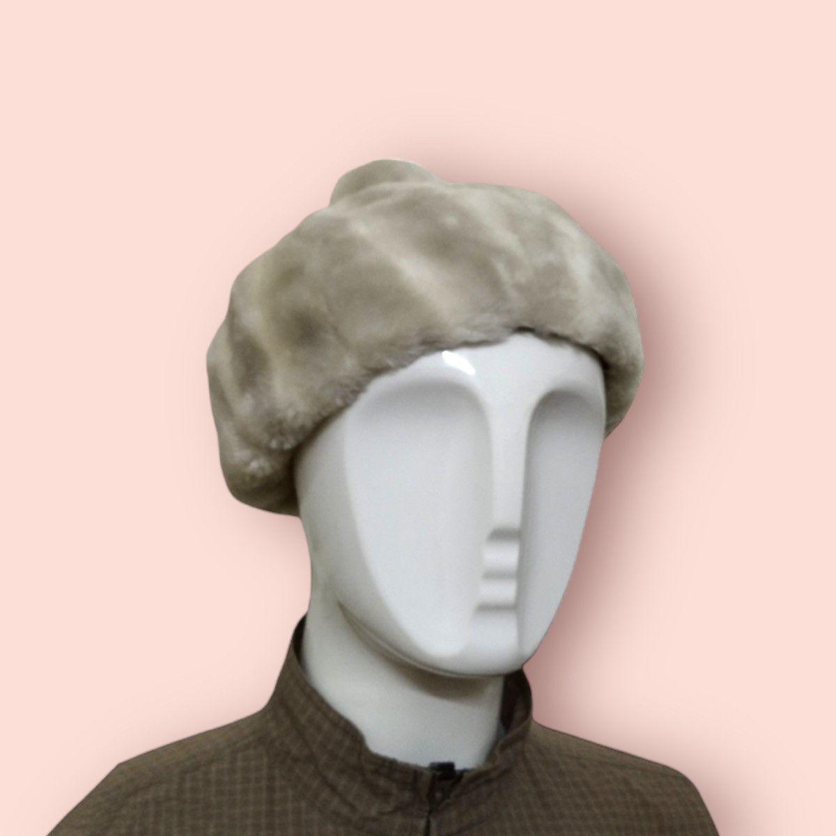 Designer × Other UNKNOWN DESIGNER PLUSH BERET Size ONE SIZE - 2 Thumbnail