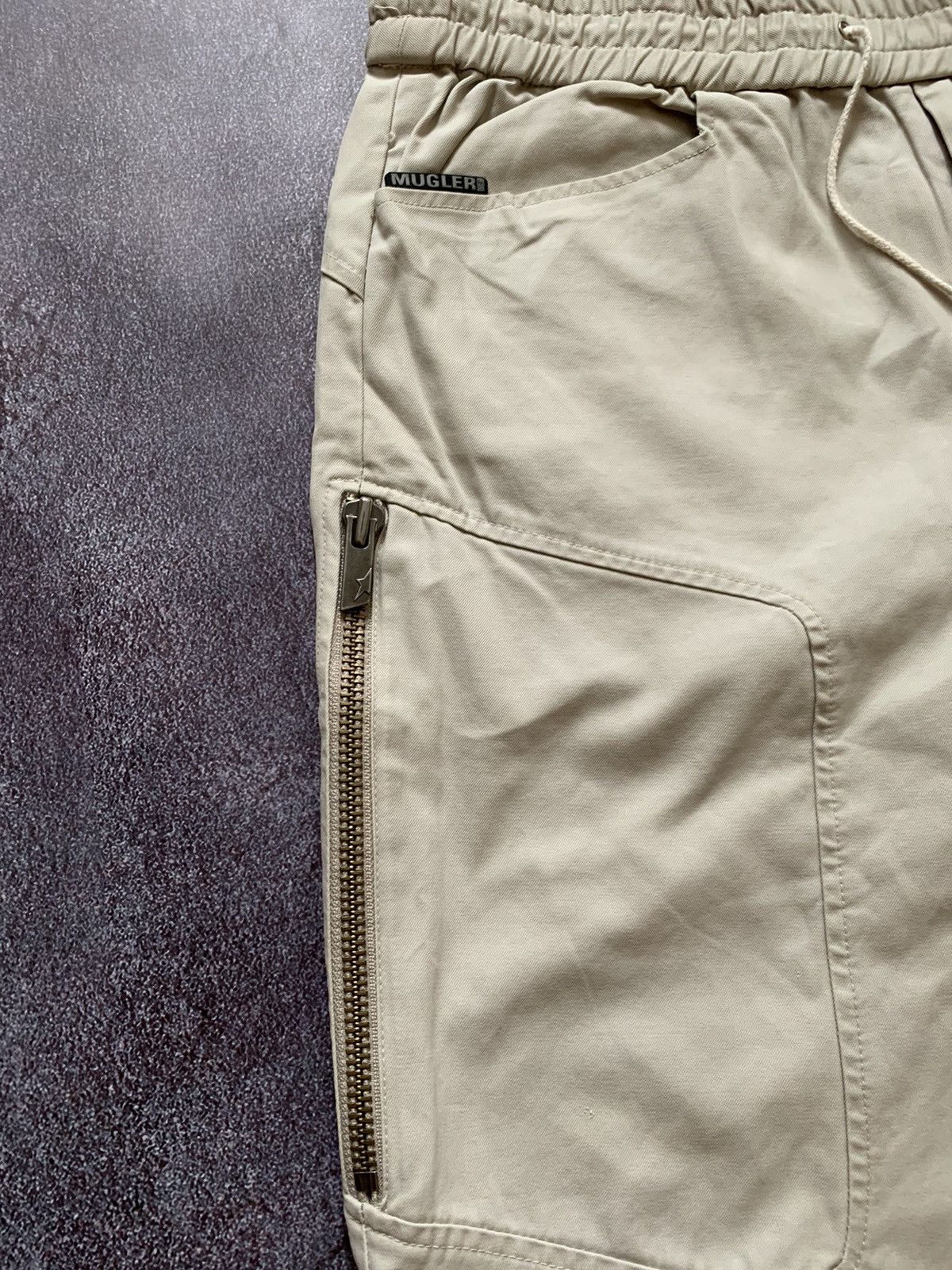 Mugler × Thierry Mugler × Vintage Thierry Mugler men vintage shorts Size US 32 / EU 48 - 2 Thumbnail