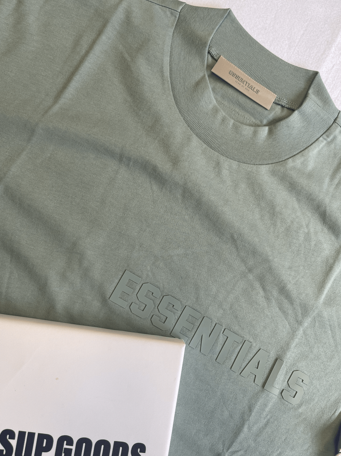 Fear of God 🔥 Fear of God Essentials T-shirt Color Sycamore Sz (L) Size US L / EU 52-54 / 3 - 6 Thumbnail