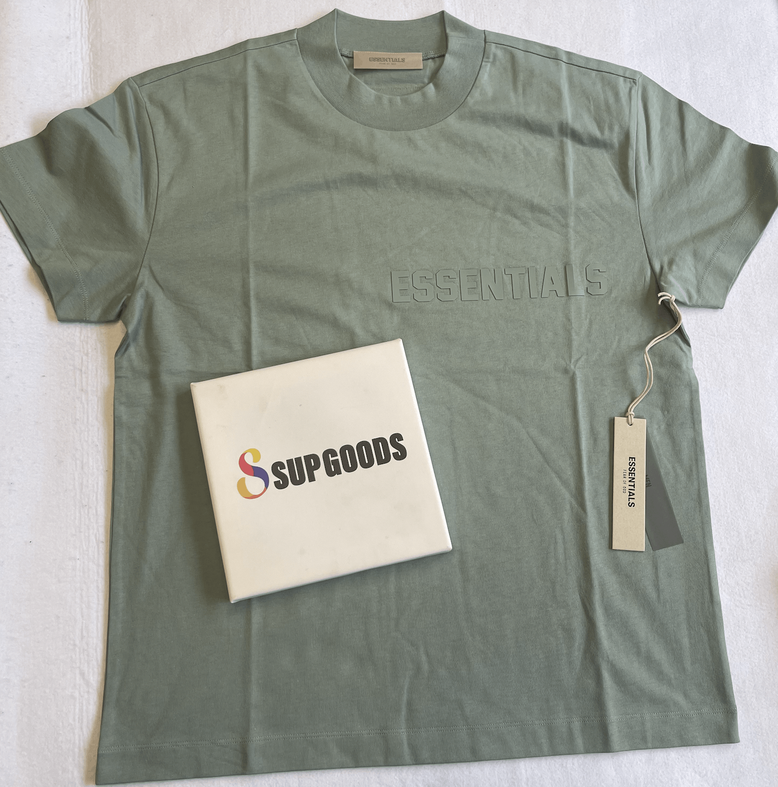 Fear of God 🔥 Fear of God Essentials T-shirt Color Sycamore Sz (L) Size US L / EU 52-54 / 3 - 4 Thumbnail