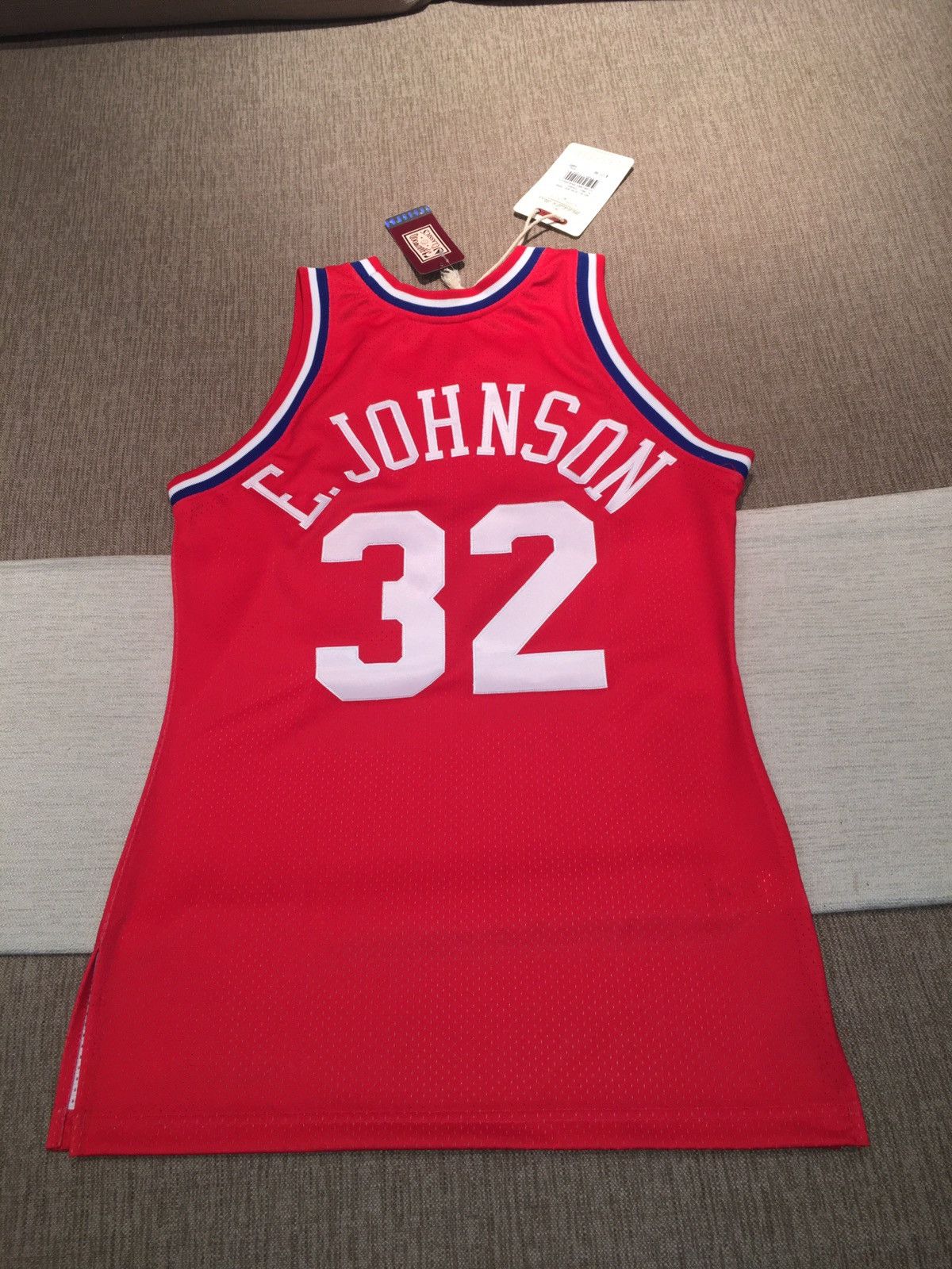 Mitchell & Ness Authentic Jersey All Star West (1991-92 Magic Johnson) Size US S / EU 44-46 / 1 - 11 Thumbnail