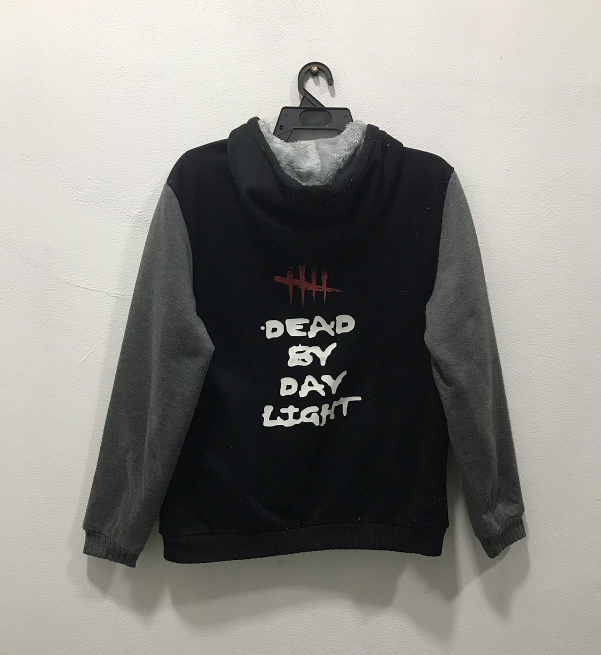 DEAD BY DAY LIGHT SWEATER