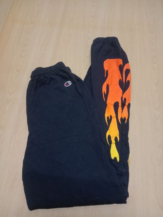 Champion store flame sweatpants