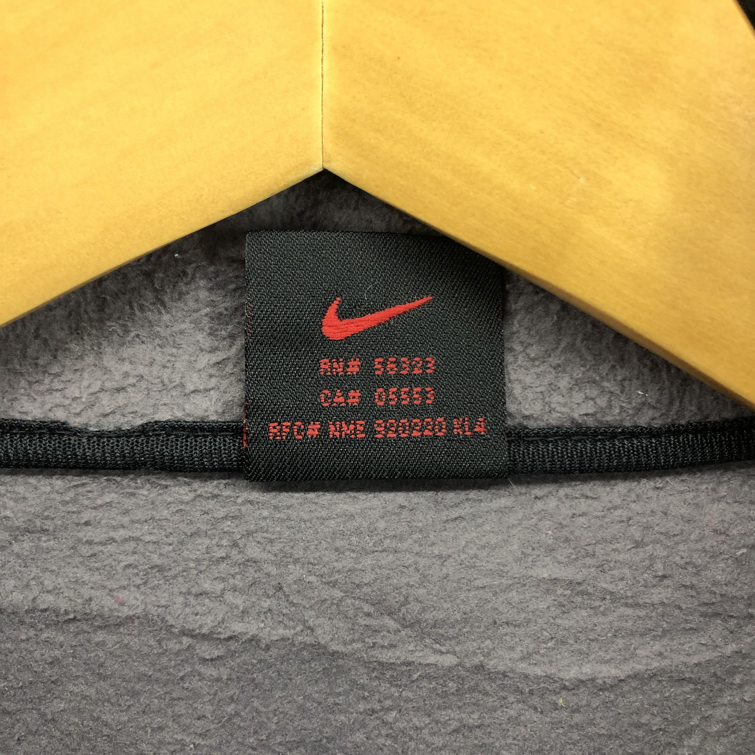 Nike 90s Vintage NIKE BLACK LABEL Fleece Mini Swoosh #2808-102 Size US L / EU 52-54 / 3 - 6 Thumbnail