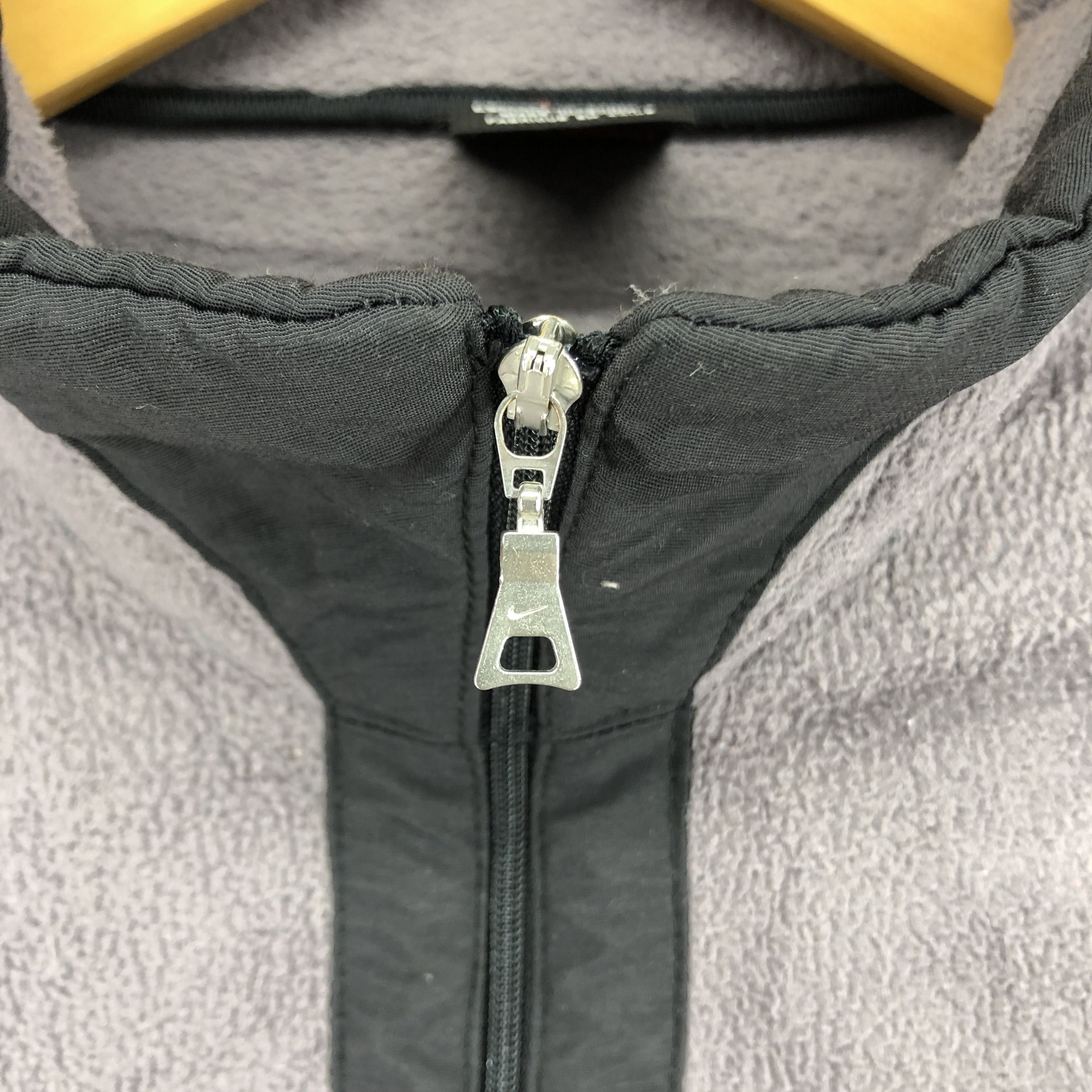 Nike 90s Vintage NIKE BLACK LABEL Fleece Mini Swoosh #2808-102 Size US L / EU 52-54 / 3 - 4 Thumbnail