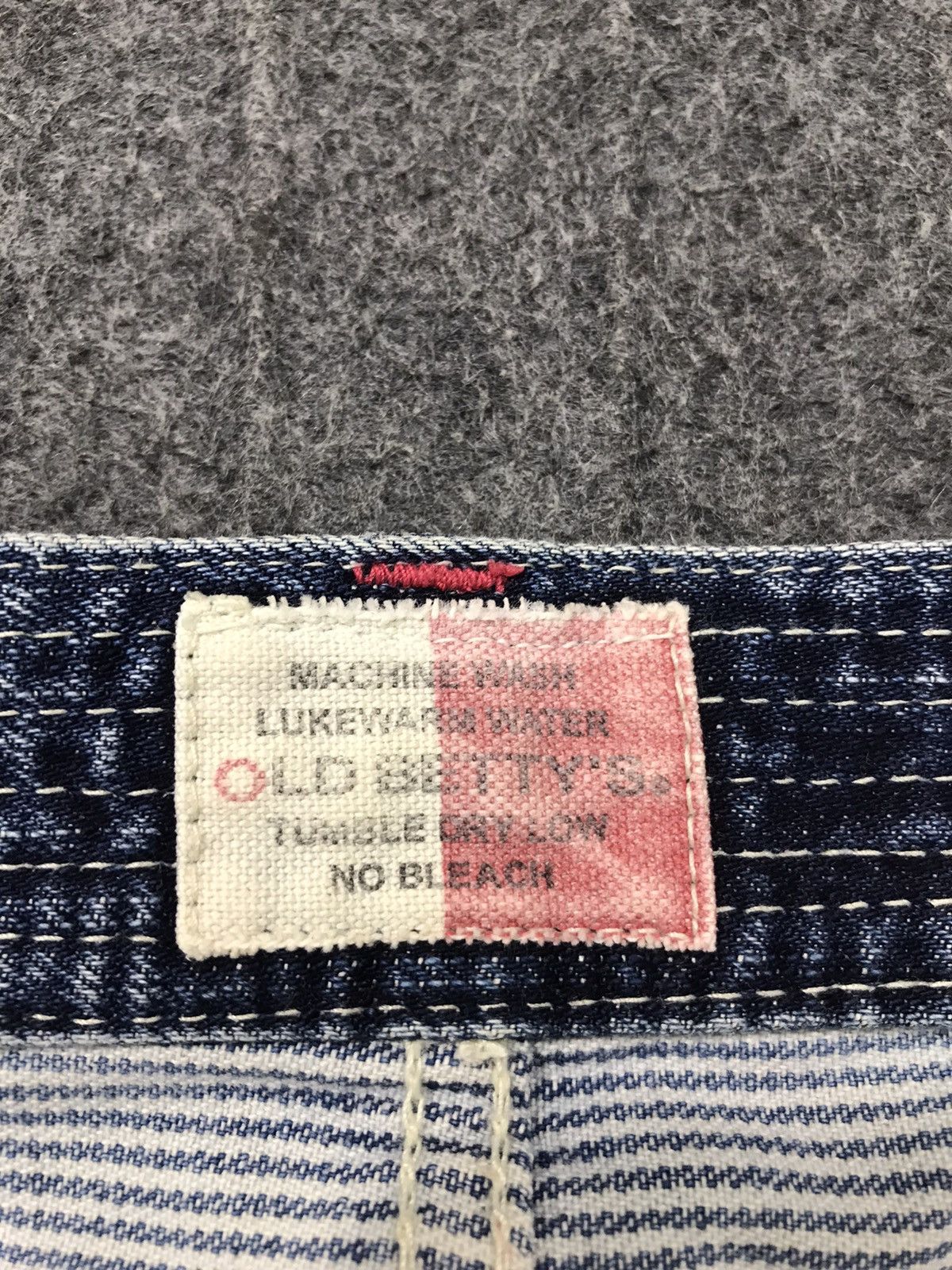 Japanese Brand × Vintage Vintage Old Betty’s Carpenter Denim Tacitical Pocket Pants Size US 30 / EU 46 - 11 Thumbnail