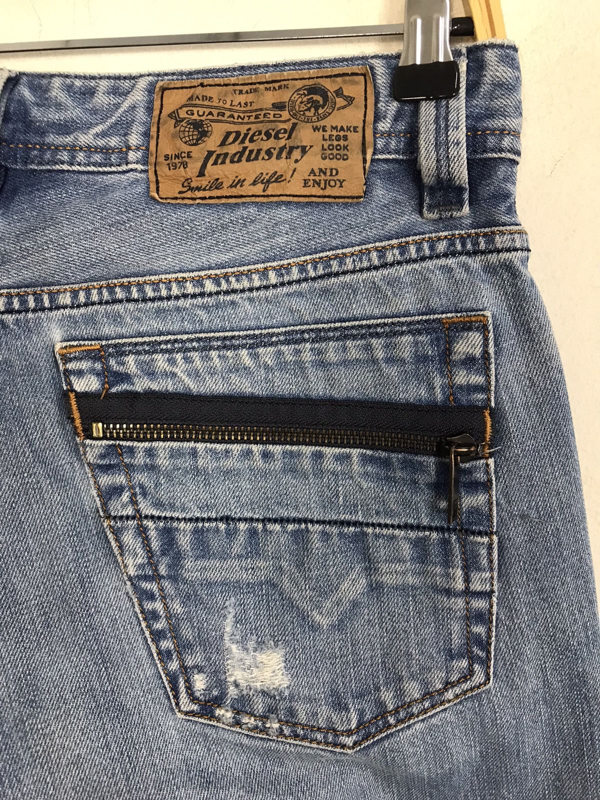 Diesel × Vintage Vintage Diesel Industry Faded colour Distressed Jeans Size US 30 / EU 46 - 11 Thumbnail