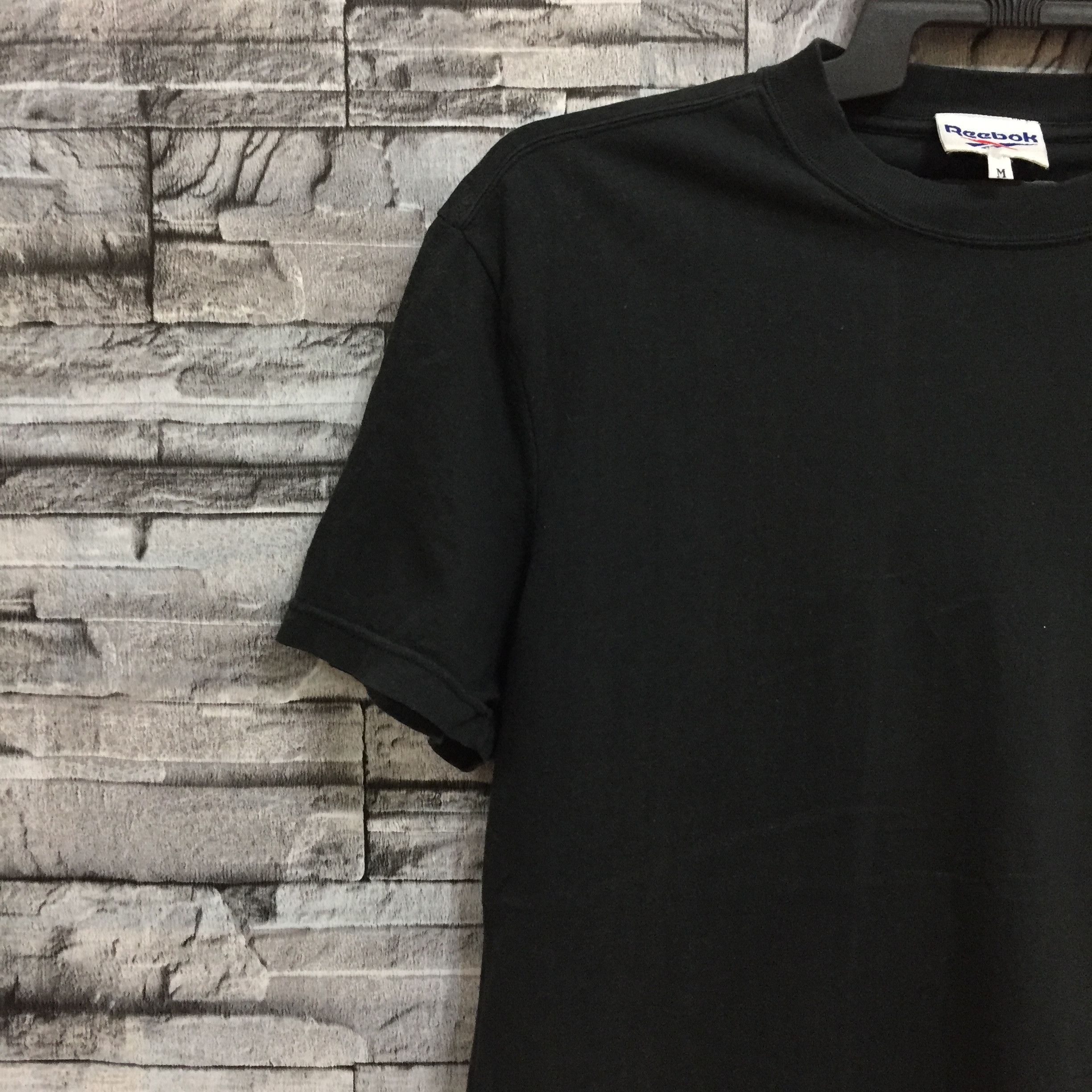 Reebok Vintage REEBOK t shirt spellout big logo size M Size US M / EU 48-50 / 2 - 4 Thumbnail