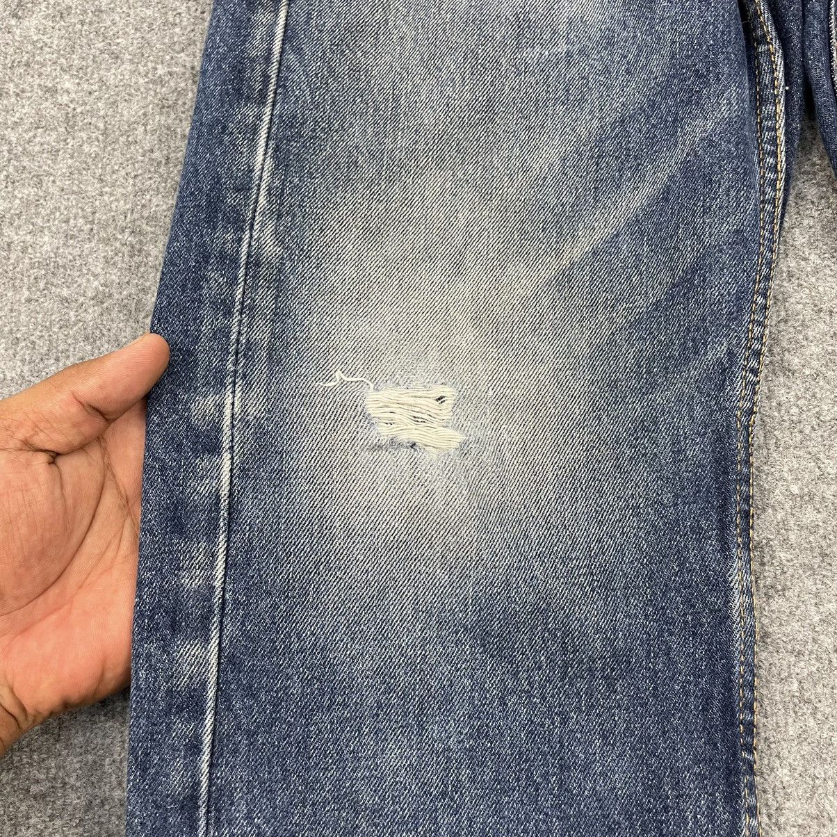 Levi's × Vintage Vintage Levi's 505 Distressed Denim -wc030 Size US 32 / EU 48 - 5 Thumbnail