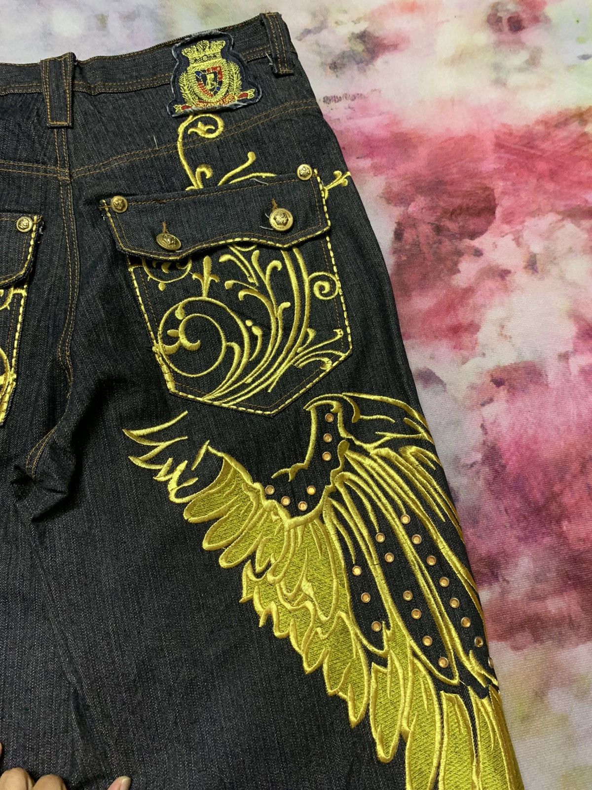 Hysteric Glamour Japanese Brand CROWN HOLDER Baggy Oversized Wings Embroidery Size US 37 - 3 Thumbnail