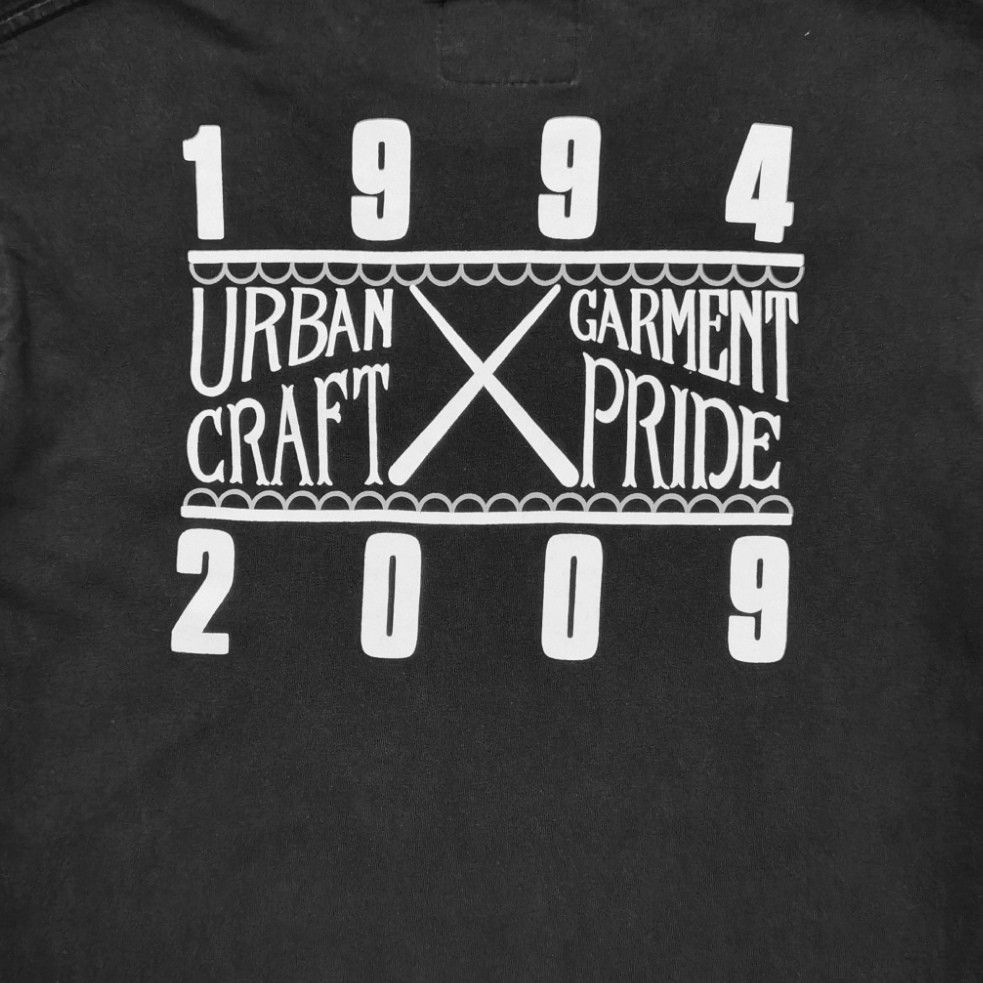 Kaws × Neighborhood Grailed🔥Neighborhood x Kaws Tshirt Size US L / EU 52-54 / 3 - 5 Thumbnail