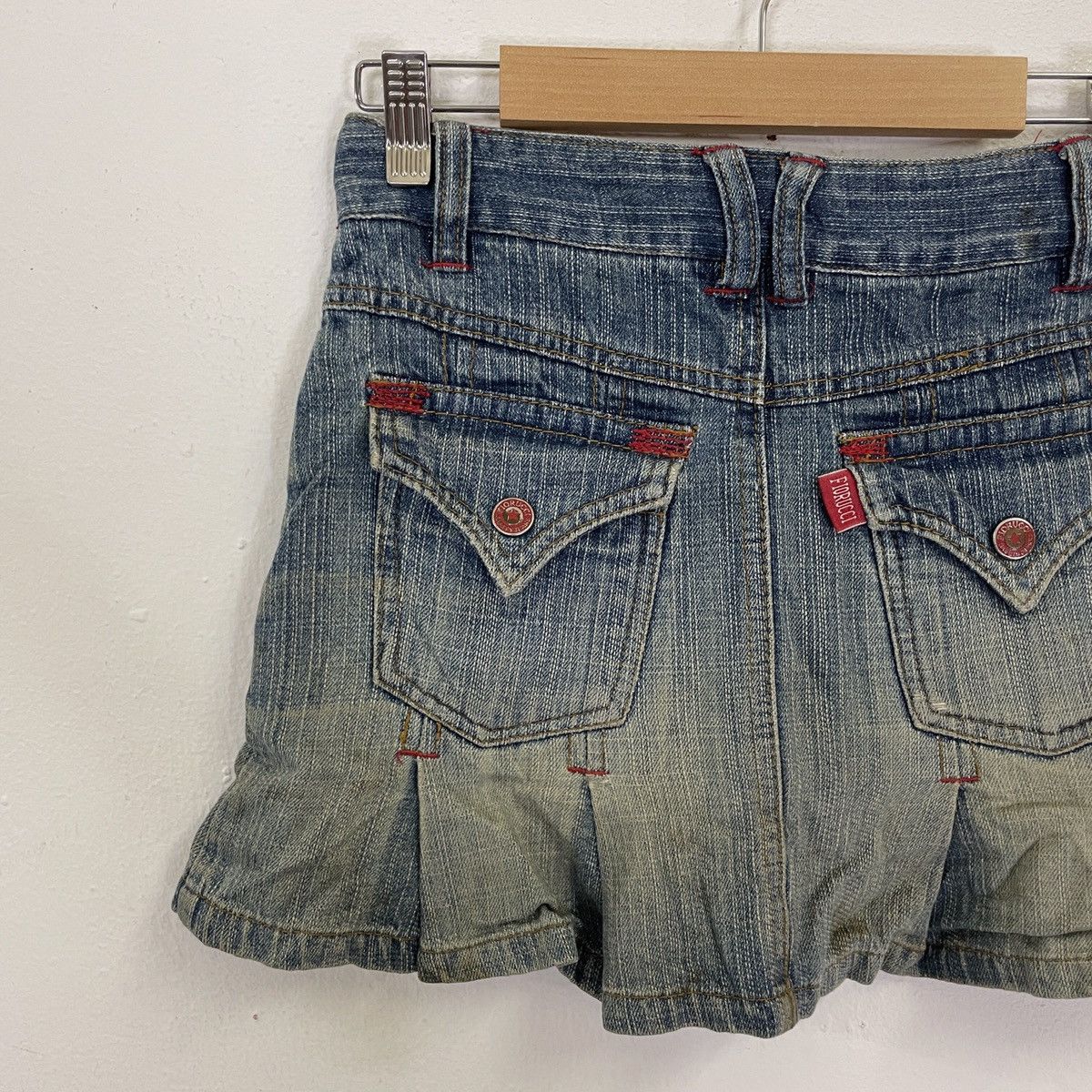 Fiorucci Vintage Fiorucci Mini Denim Skirt Size 26" / US 2 / IT 38 - 9 Thumbnail