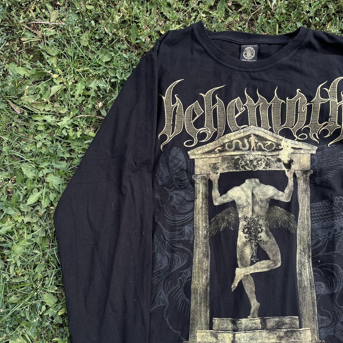 Vintage Vintage Y2K Thrashed Graphic Band Tee Faded Black Horror L Size US L / EU 52-54 / 3 - 4 Thumbnail