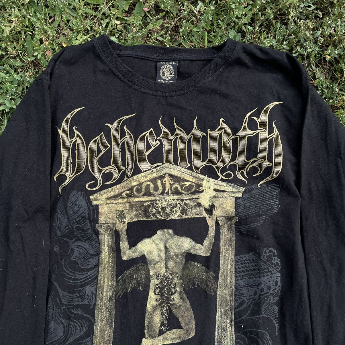 Vintage Vintage Y2K Thrashed Graphic Band Tee Faded Black Horror L Size US L / EU 52-54 / 3 - 5 Thumbnail