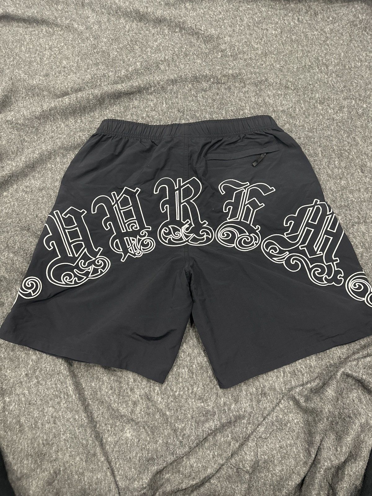 パンツ Supreme Old English Nylon Short Navy S Supreme Old English Nylon Short (SS23) - $110