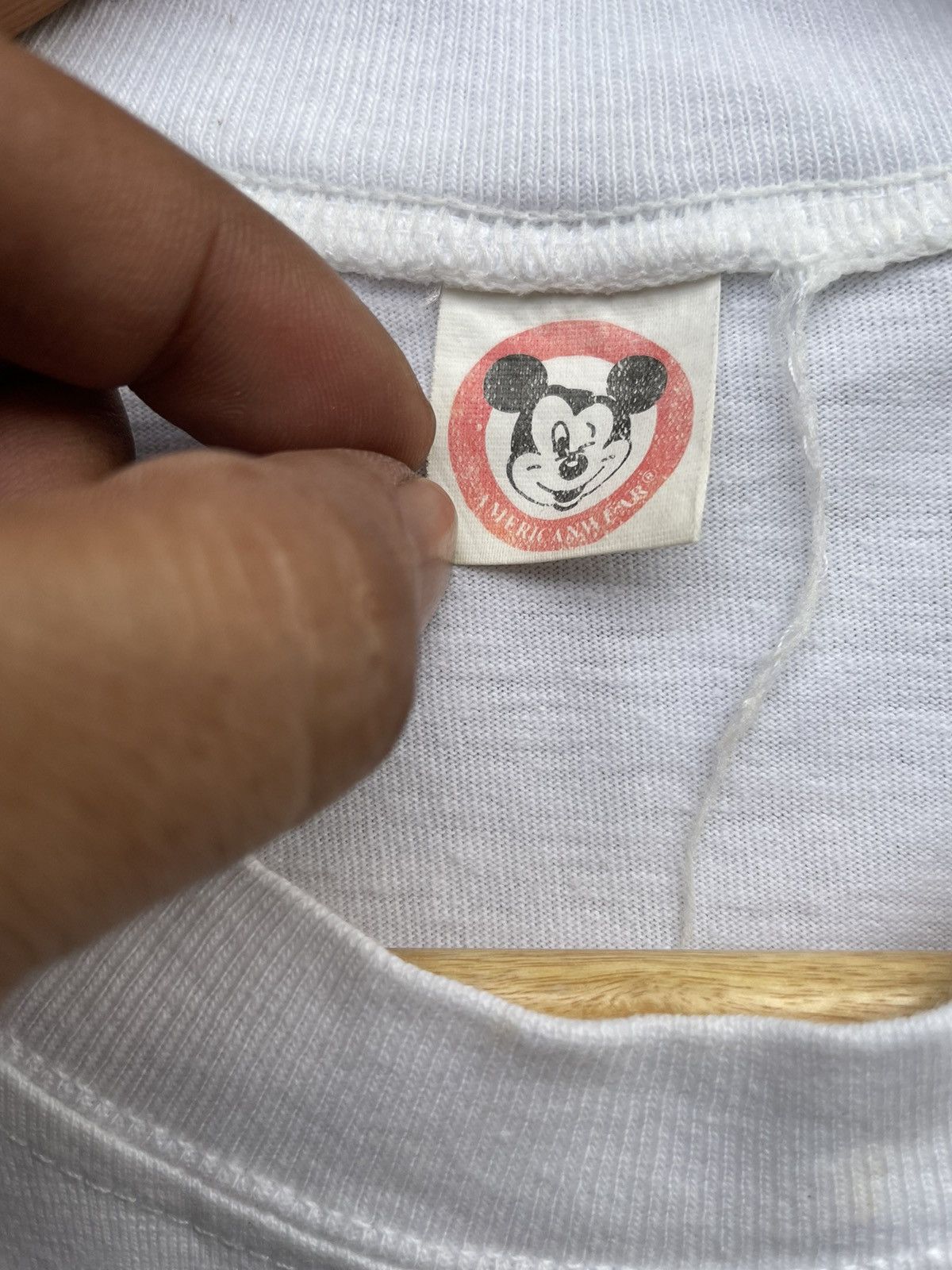 Disney Vintage Mickey & Minnie Tshirt Size US M / EU 48-50 / 2 - 8 Thumbnail