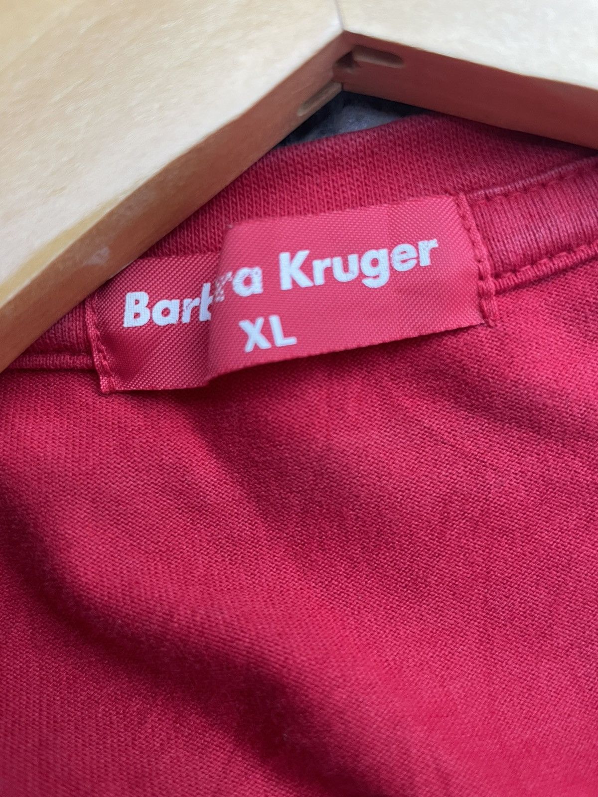 Barbara Kruger Vintage Uniqlo x Barbara Kruger Size US L / EU 52-54 / 3 - 9 Thumbnail