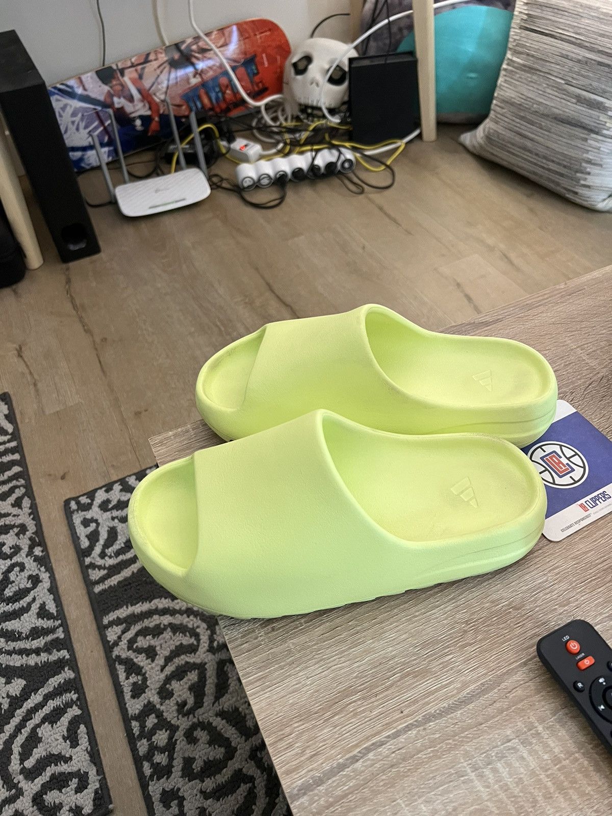 adidas yeezy green glow