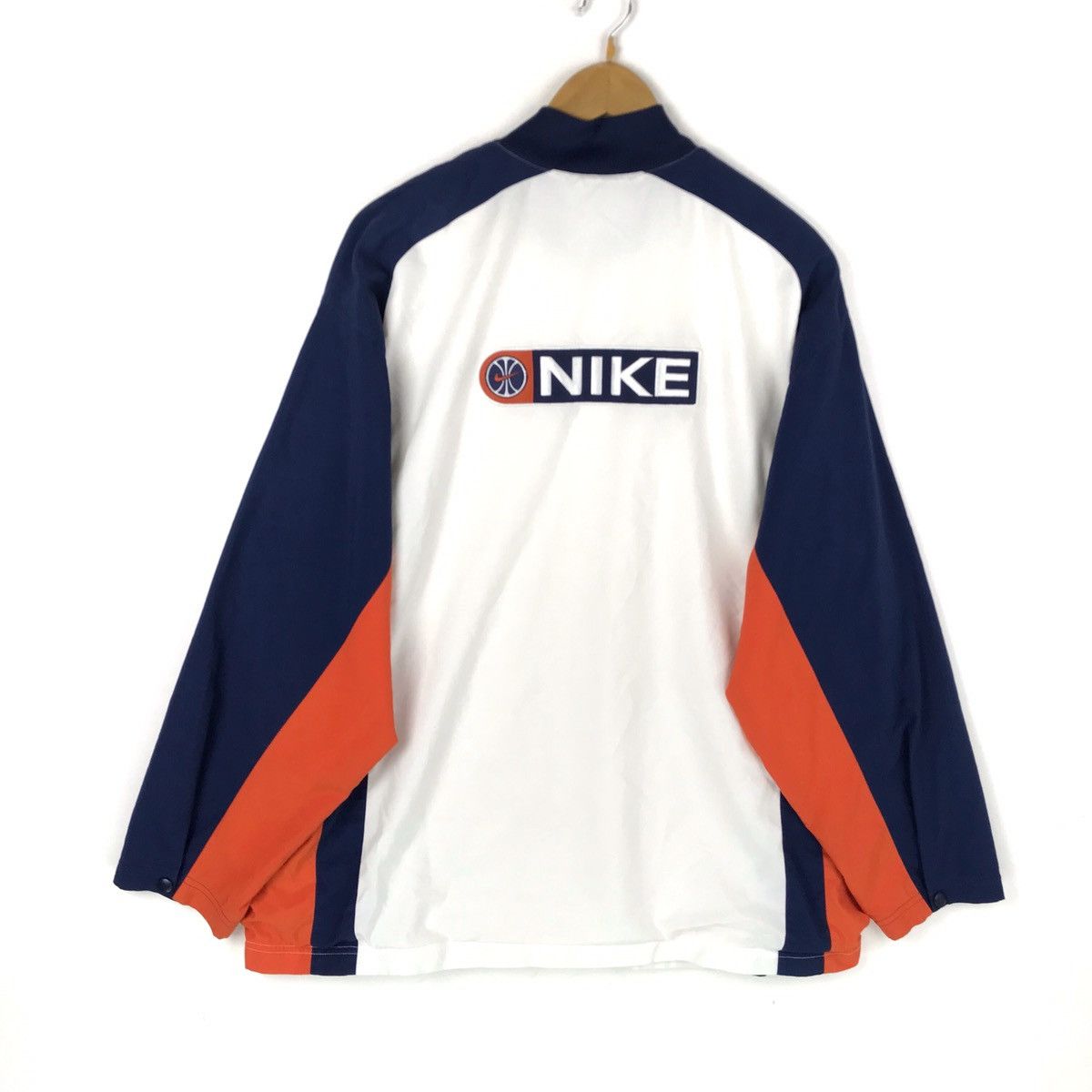 Nike Vintage Nike Basketball Jacket X-Large Size Sweater 90s Size US XL / EU 56 / 4 - 1 Thumbnail