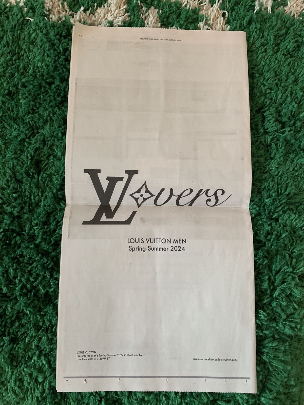 Louis Vuitton × Pharrell Pharrell Lovers NY times newspaper page debut show LV Size ONE SIZE - 1 Thumbnail