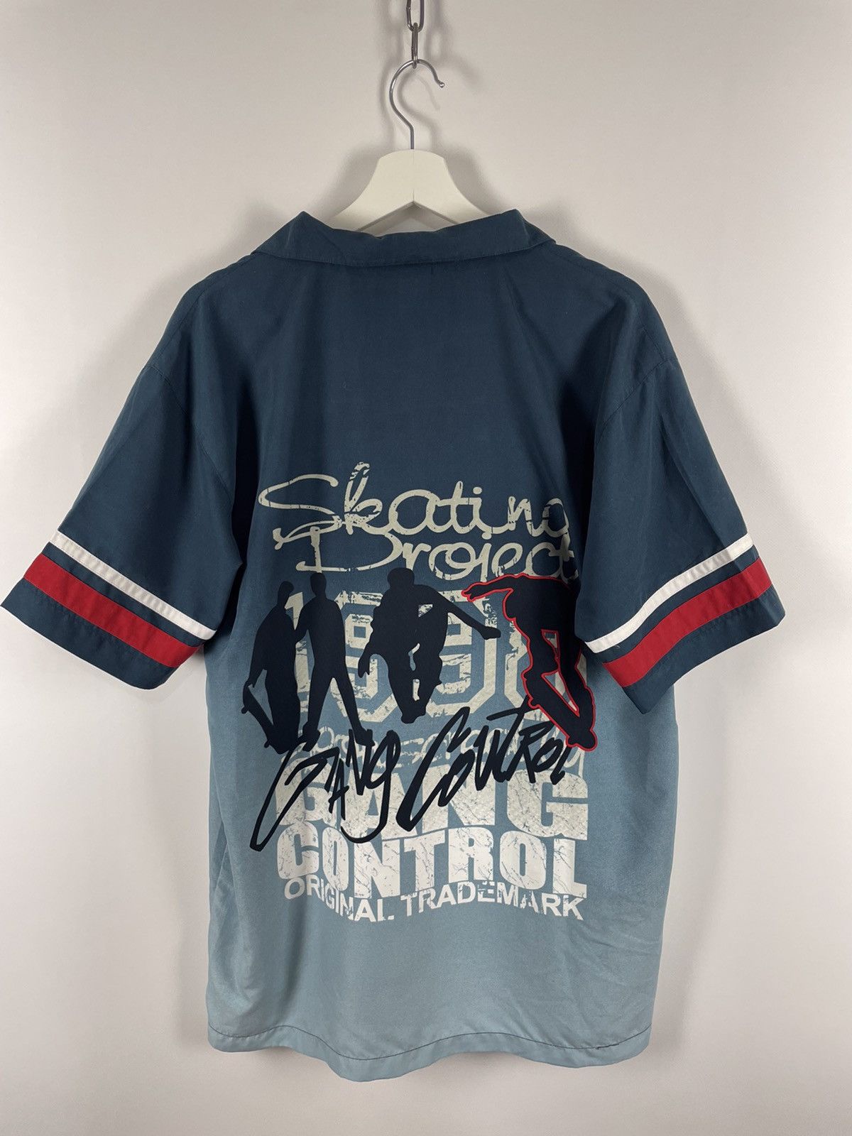 Vintage Vintage 90's Beat Wear Skateboard Gang Control Shirt OG Size US L / EU 52-54 / 3 - 9 Thumbnail
