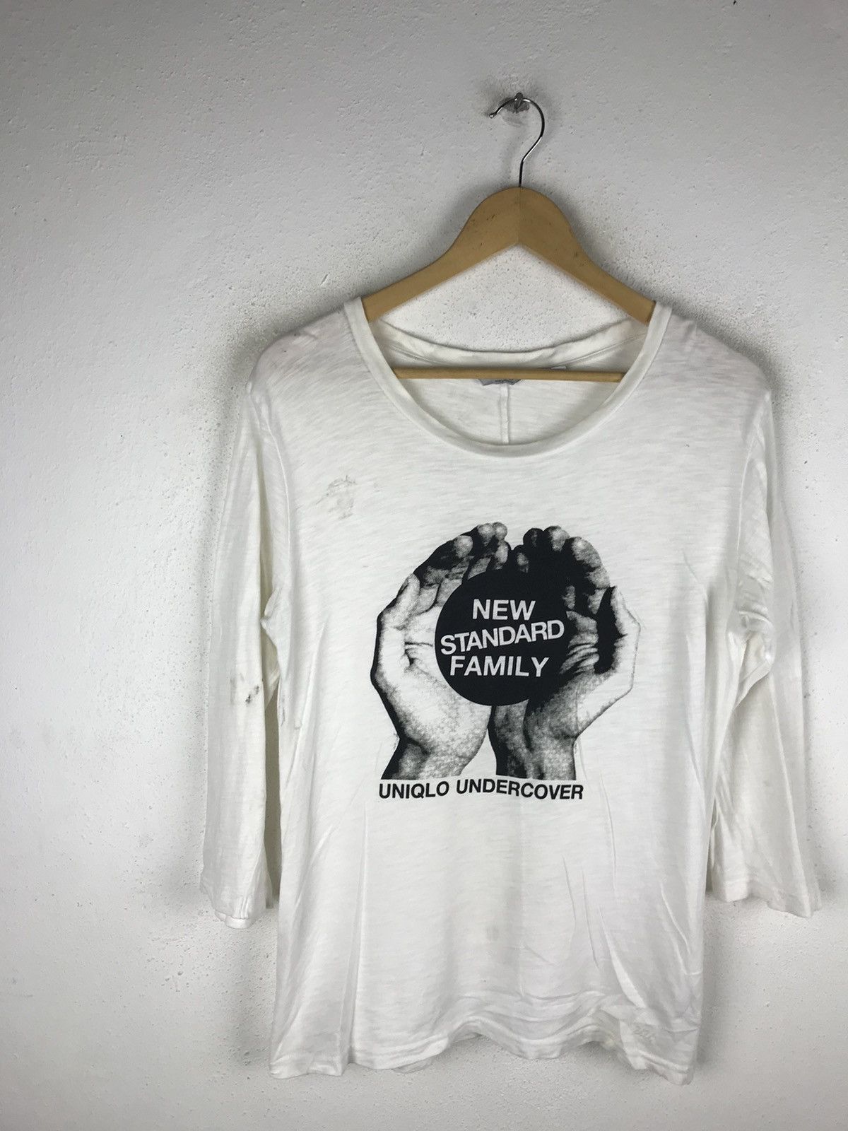 Jun Takahashi × Undercover × Uniqlo 🔥SALE🔥UNIQLO X UNDERCOVER 3 QUARTER SHIRTSE Size US M / EU 48-50 / 2 - 3 Thumbnail