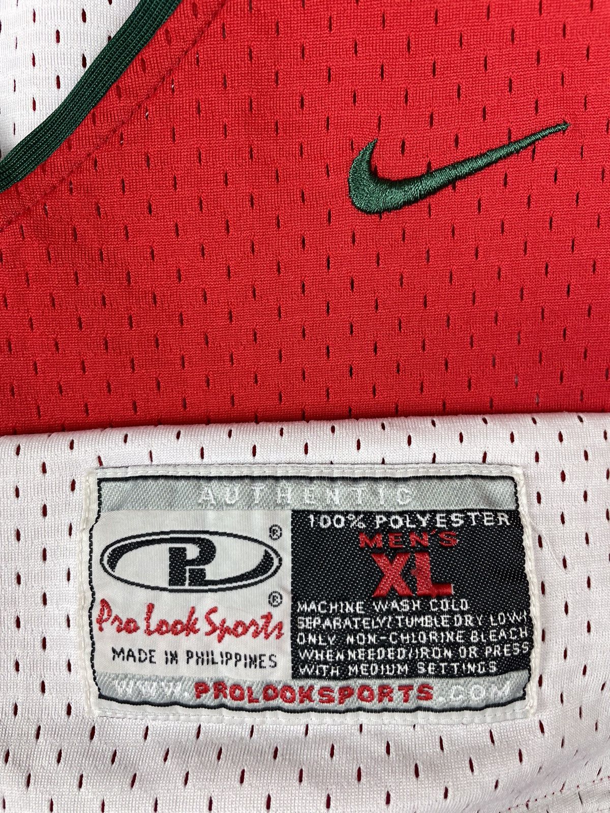 Nike Vintage Nike 27 Basketball Without Borders Red Jersey Size US XL / EU 56 / 4 - 5 Thumbnail
